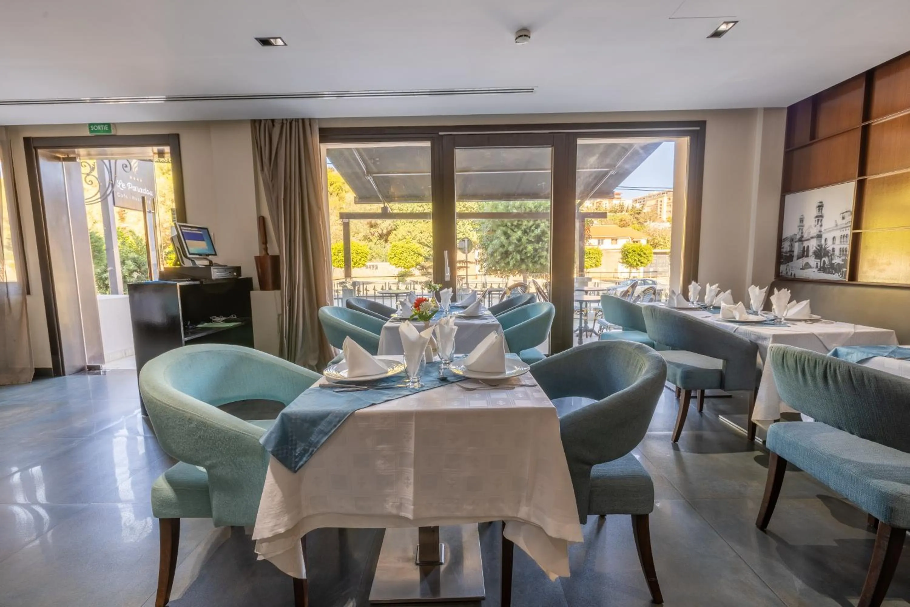 Restaurant/places to eat in Lalla Doudja Hotel