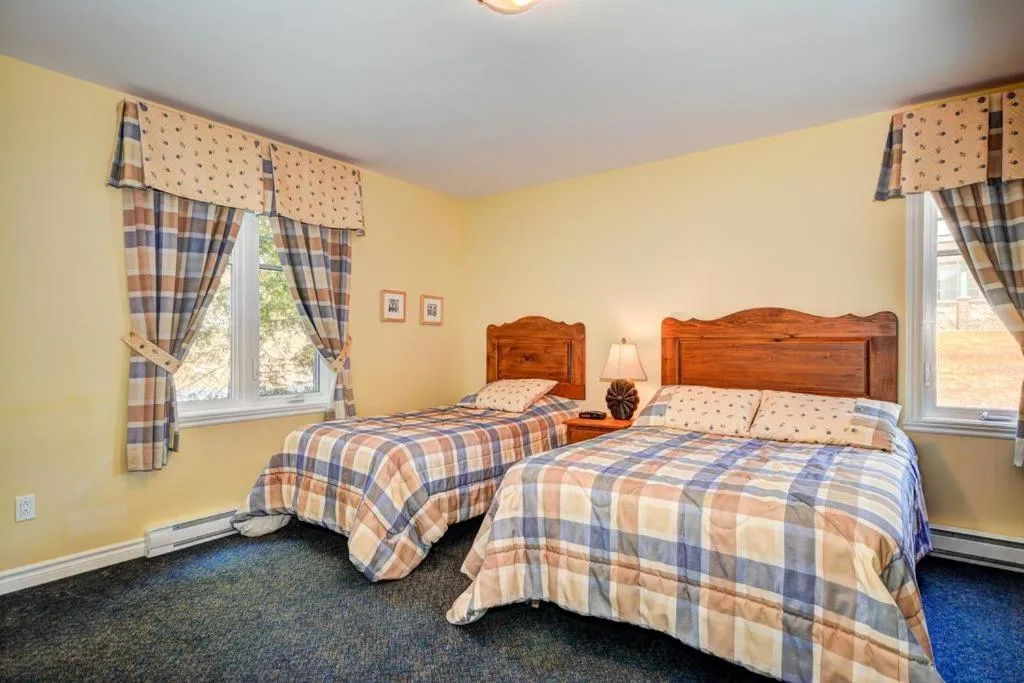 Bedroom in Condo Lac Archambault 314