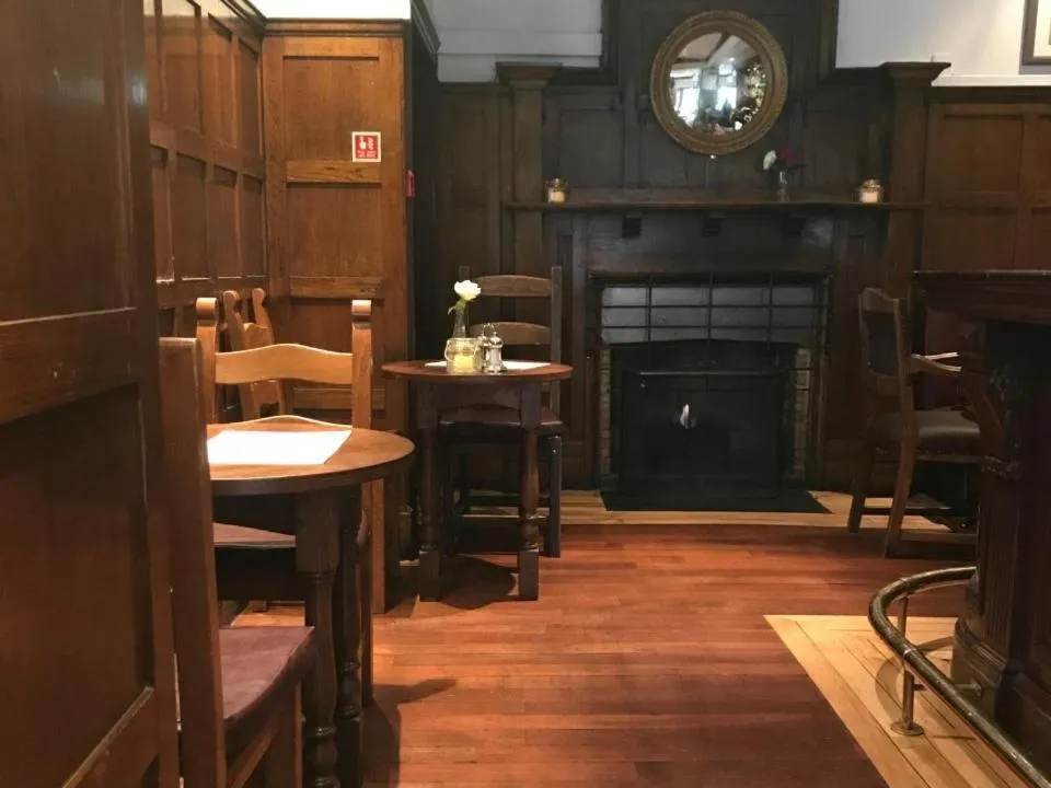 Lounge or bar in Rab Ha's