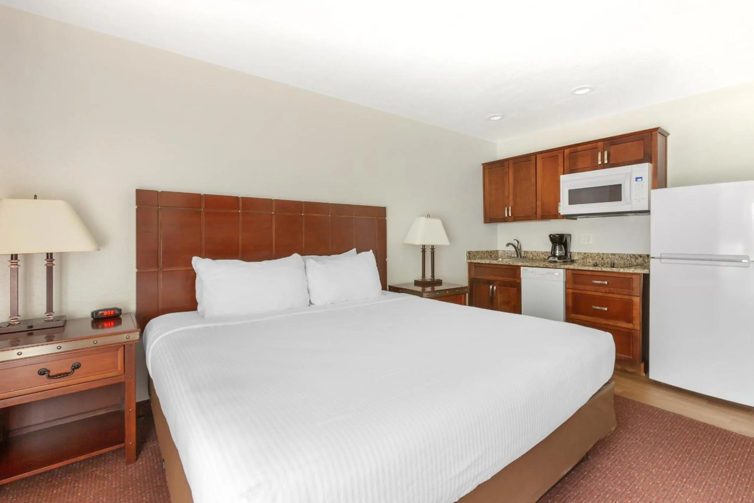 Bed in Kohl's Ranch Lodge