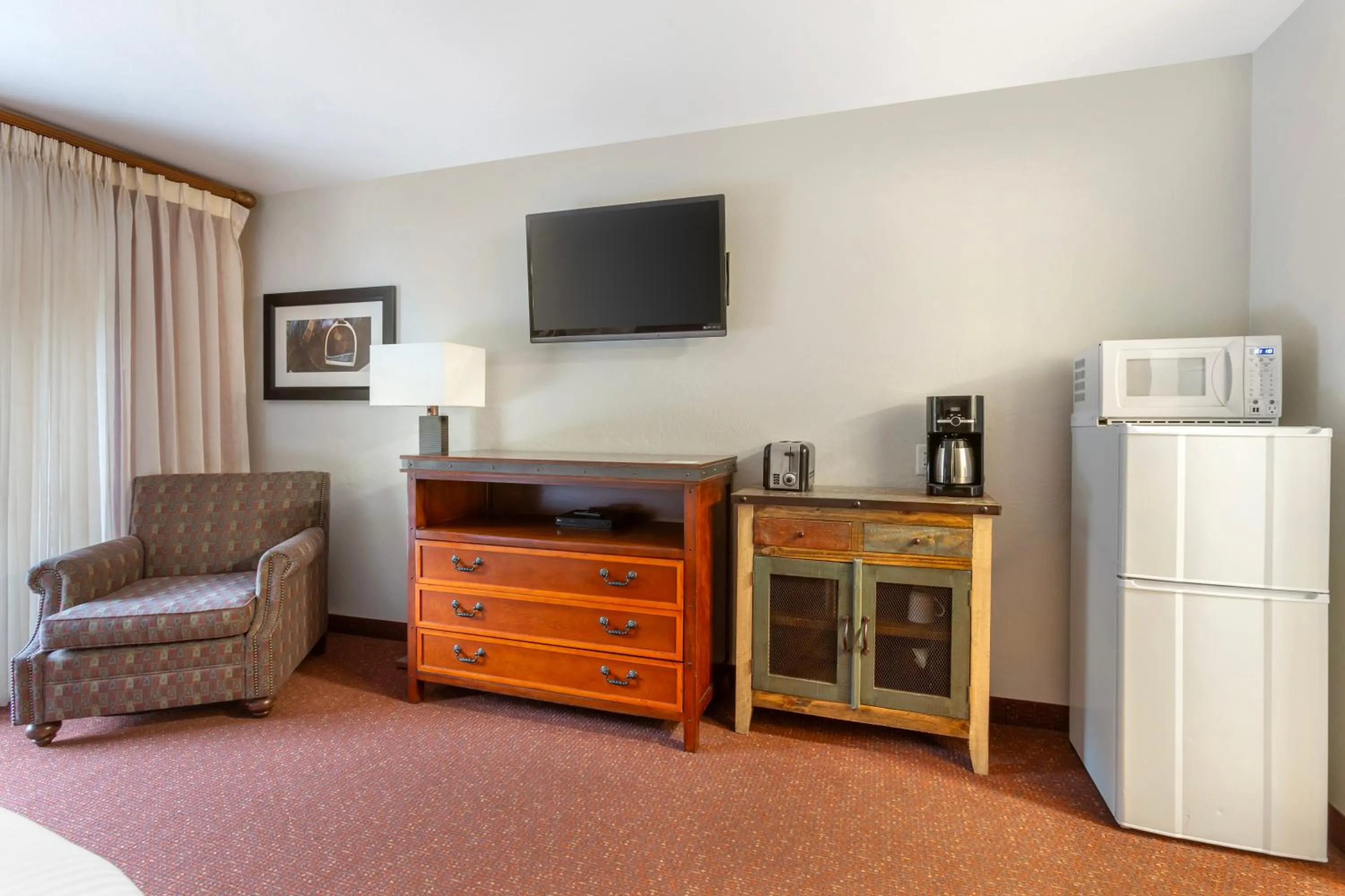 Kitchen or kitchenette in Kohl's Ranch Lodge