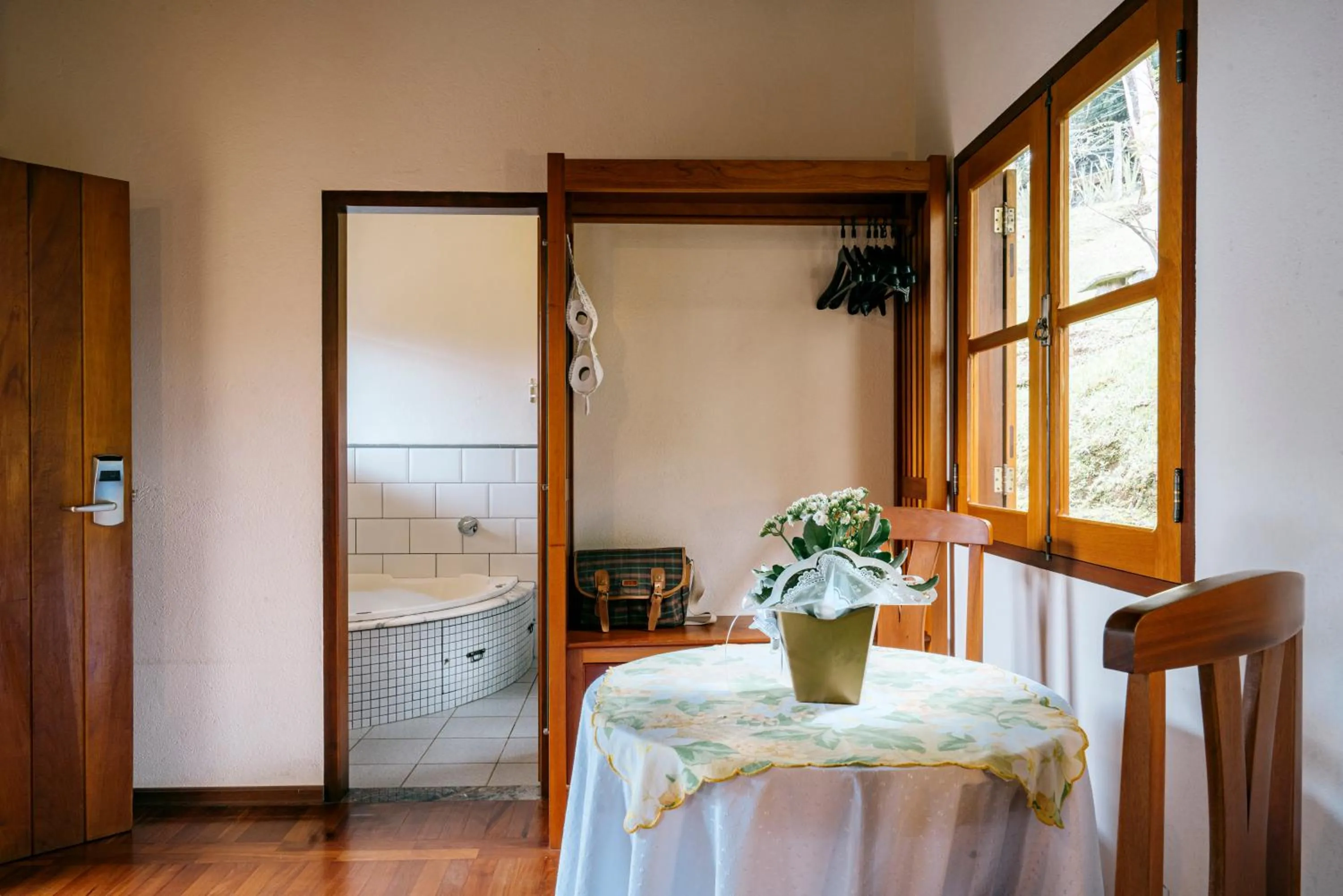 Dining area in Pousada Amanita Monte Verde