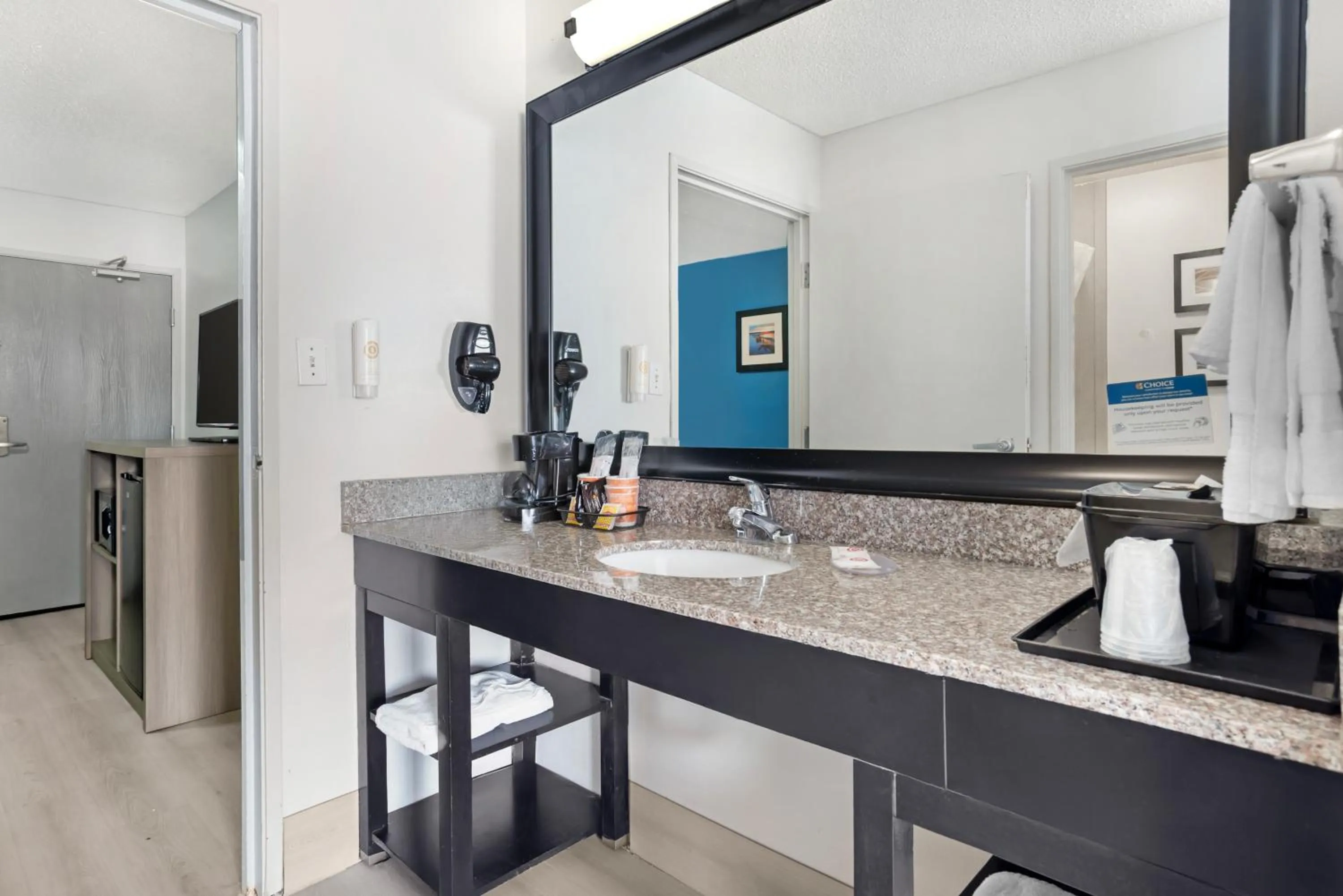 Bathroom in Comfort Inn & Suites Crystal Inn Sportsplex