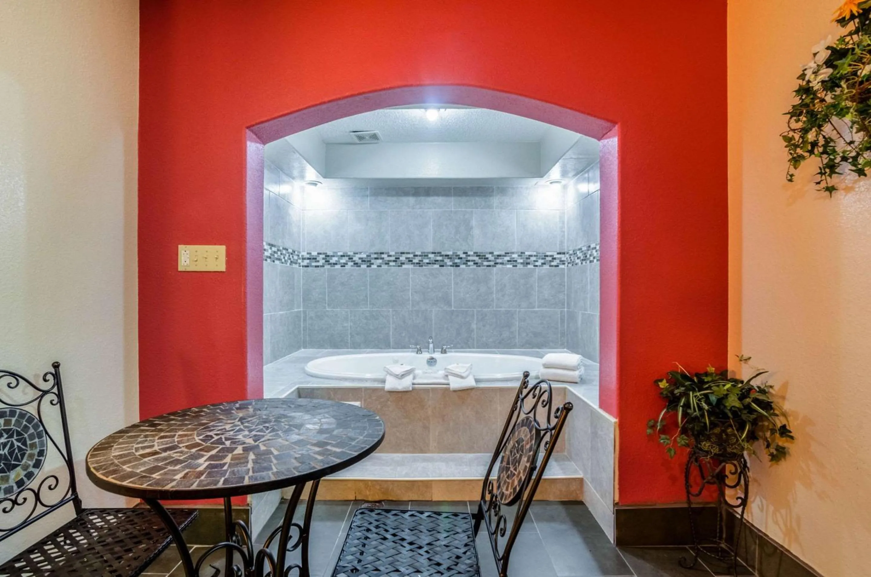 Photo of the whole room in Quality Inn South