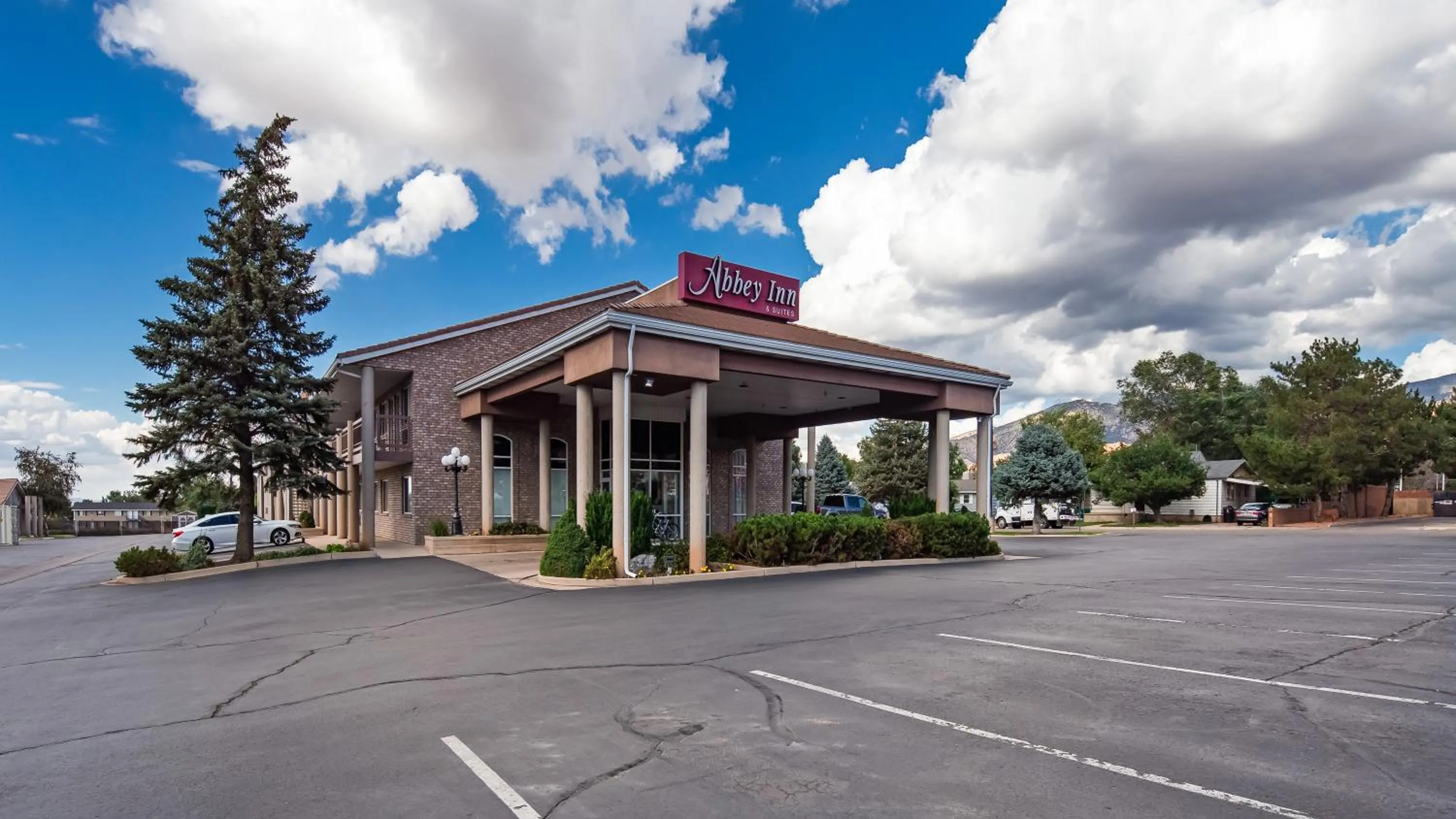 Property building in Abbey Inn Cedar City