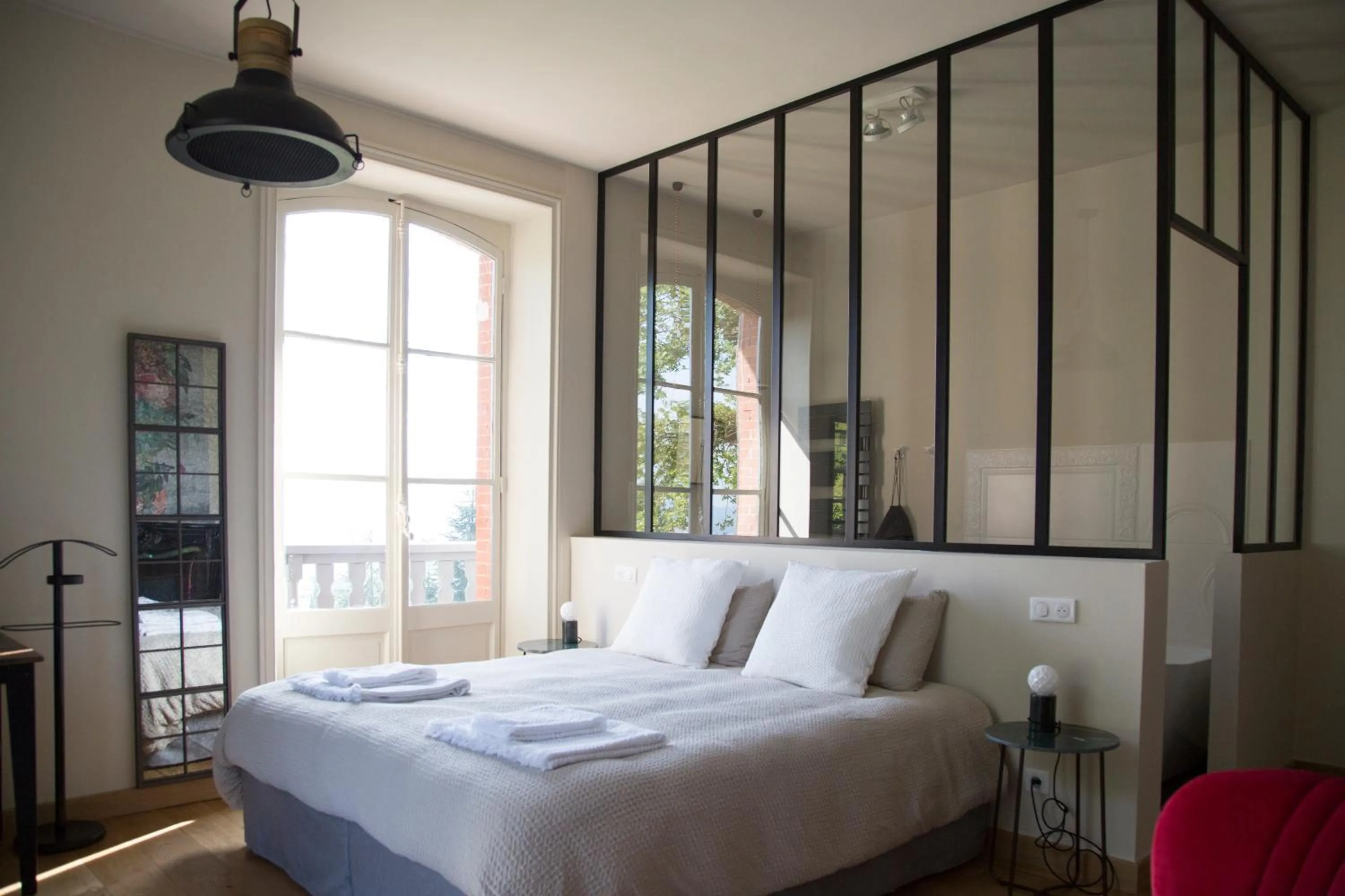 Bedroom, Bed in Le Domaine de Dony