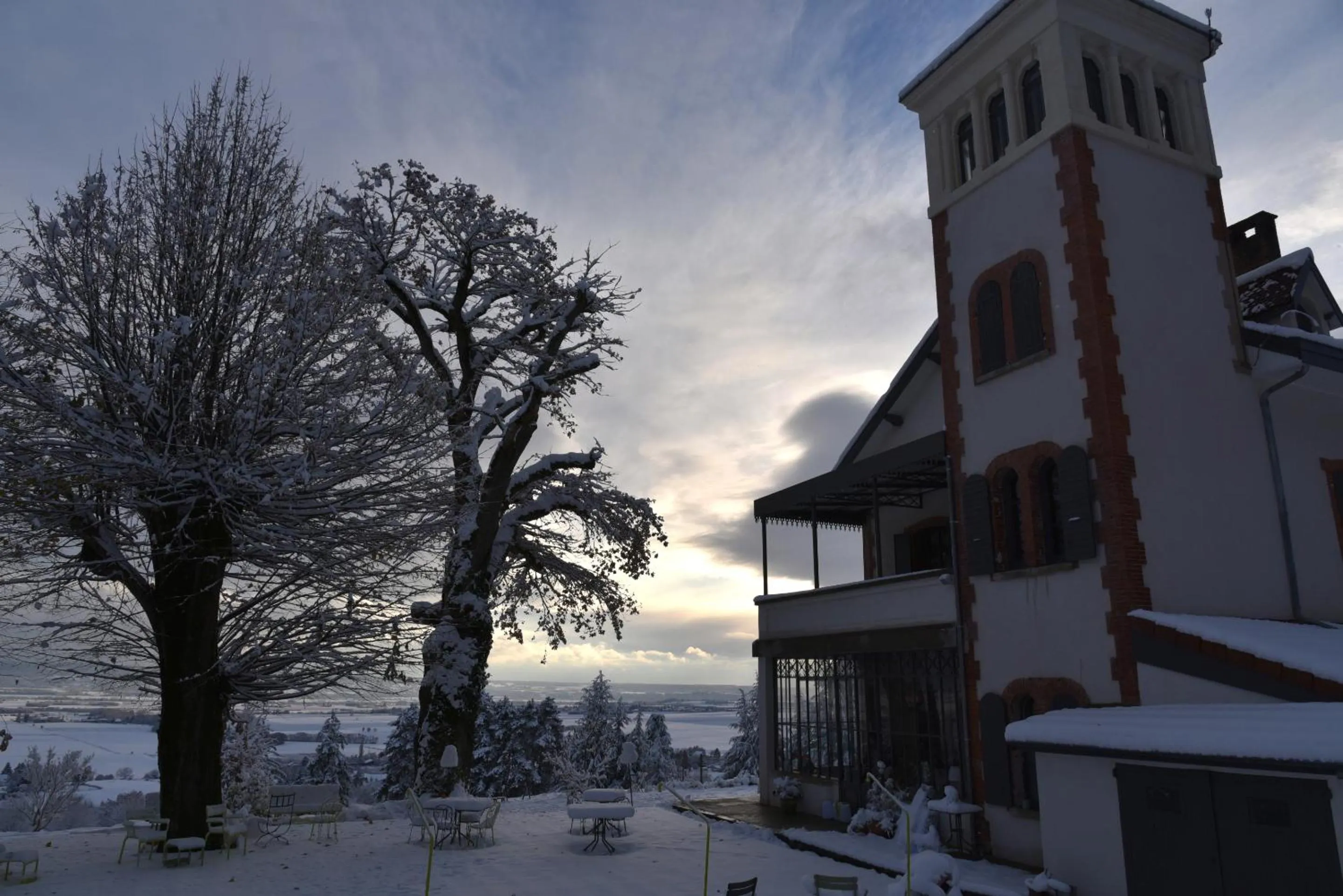 Spa and wellness centre/facilities in Le Domaine de Dony