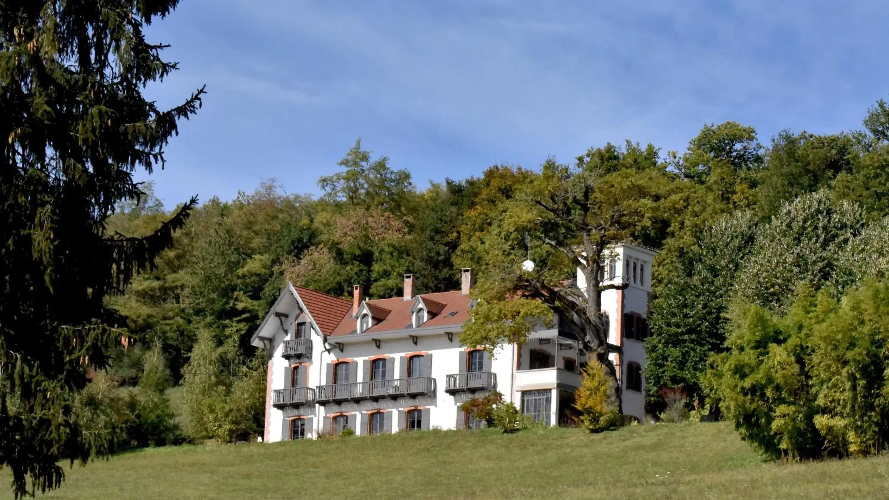 Le Domaine de Dony Le Domaine de Dony