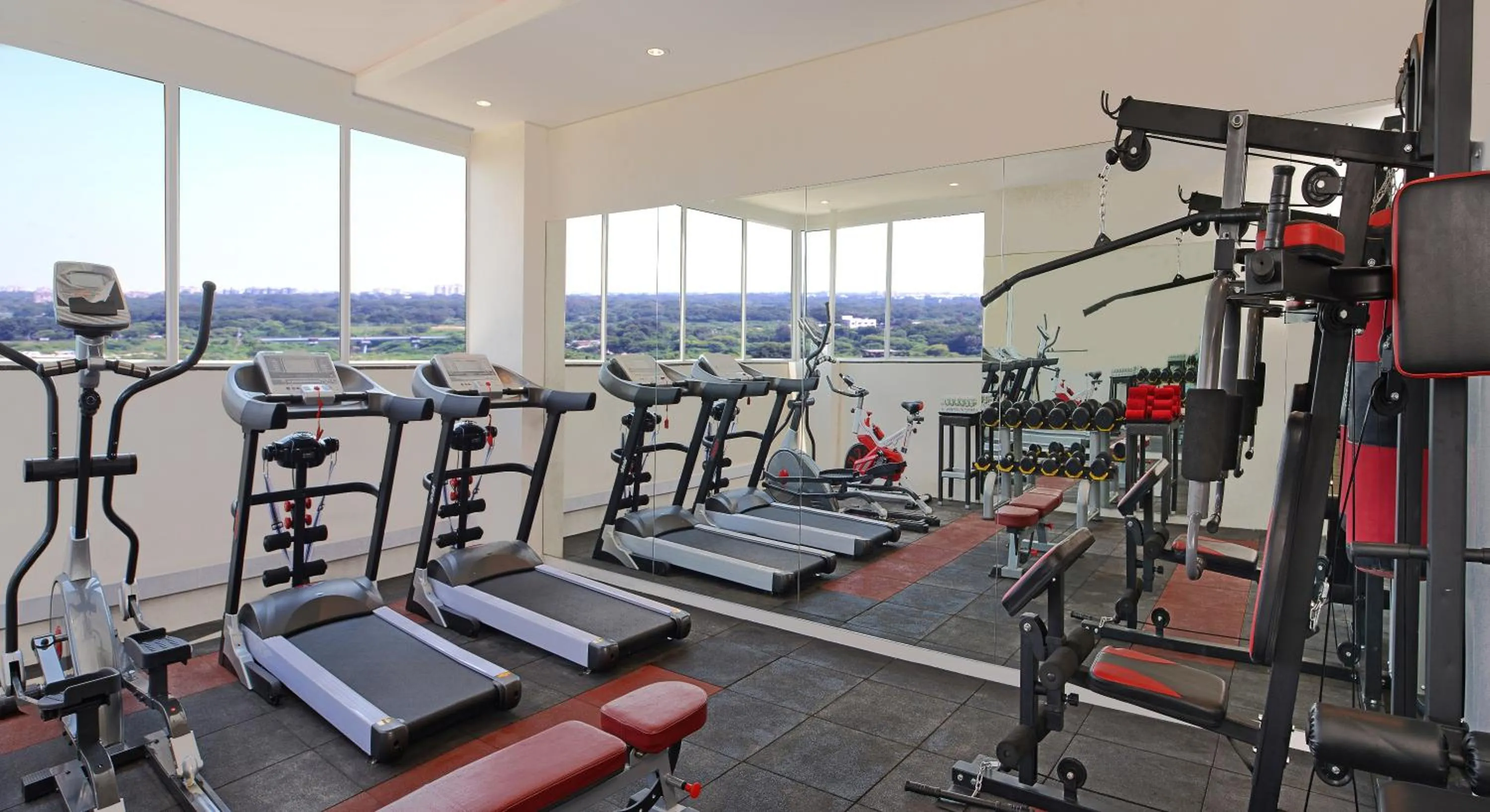 Fitness centre/facilities in Fortune Inn Promenade, Vadodara - Member ITC Hotels' Group