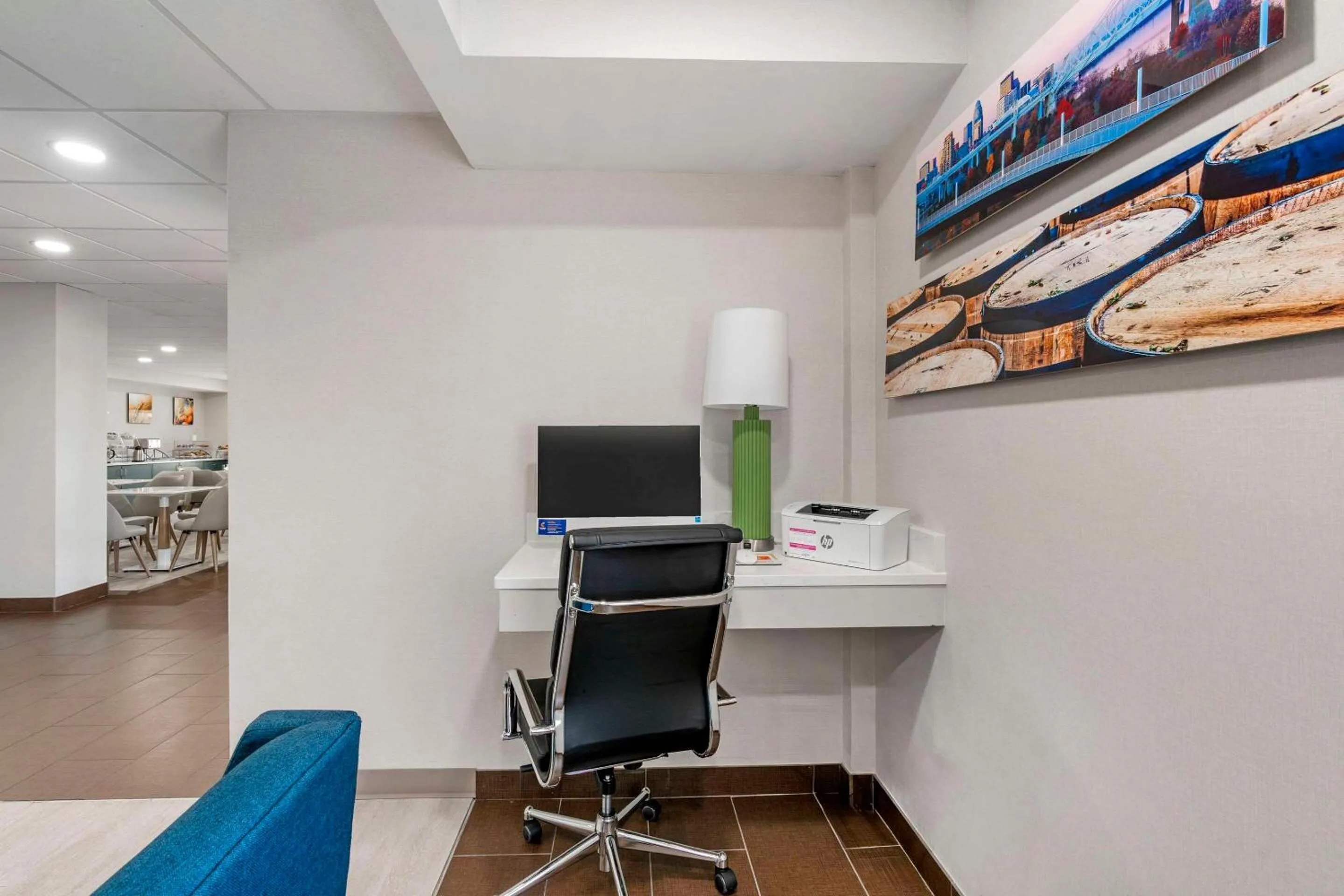 Business facilities in Comfort Inn & Suites Louisville Airport Fair & Expo