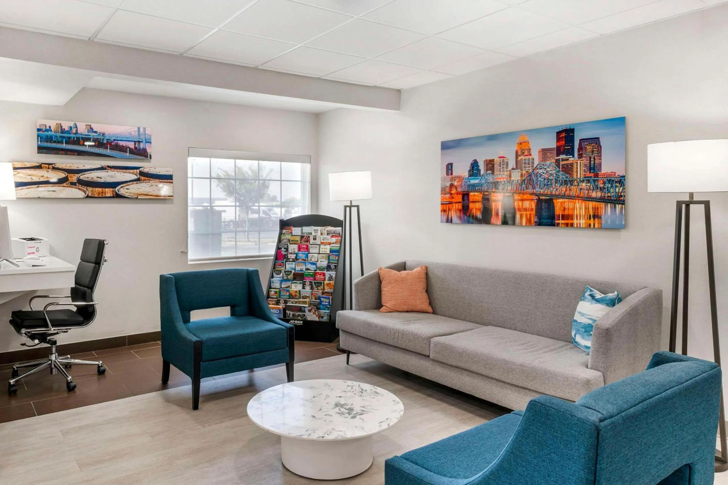 Lobby or reception in Comfort Inn & Suites Louisville Airport Fair & Expo