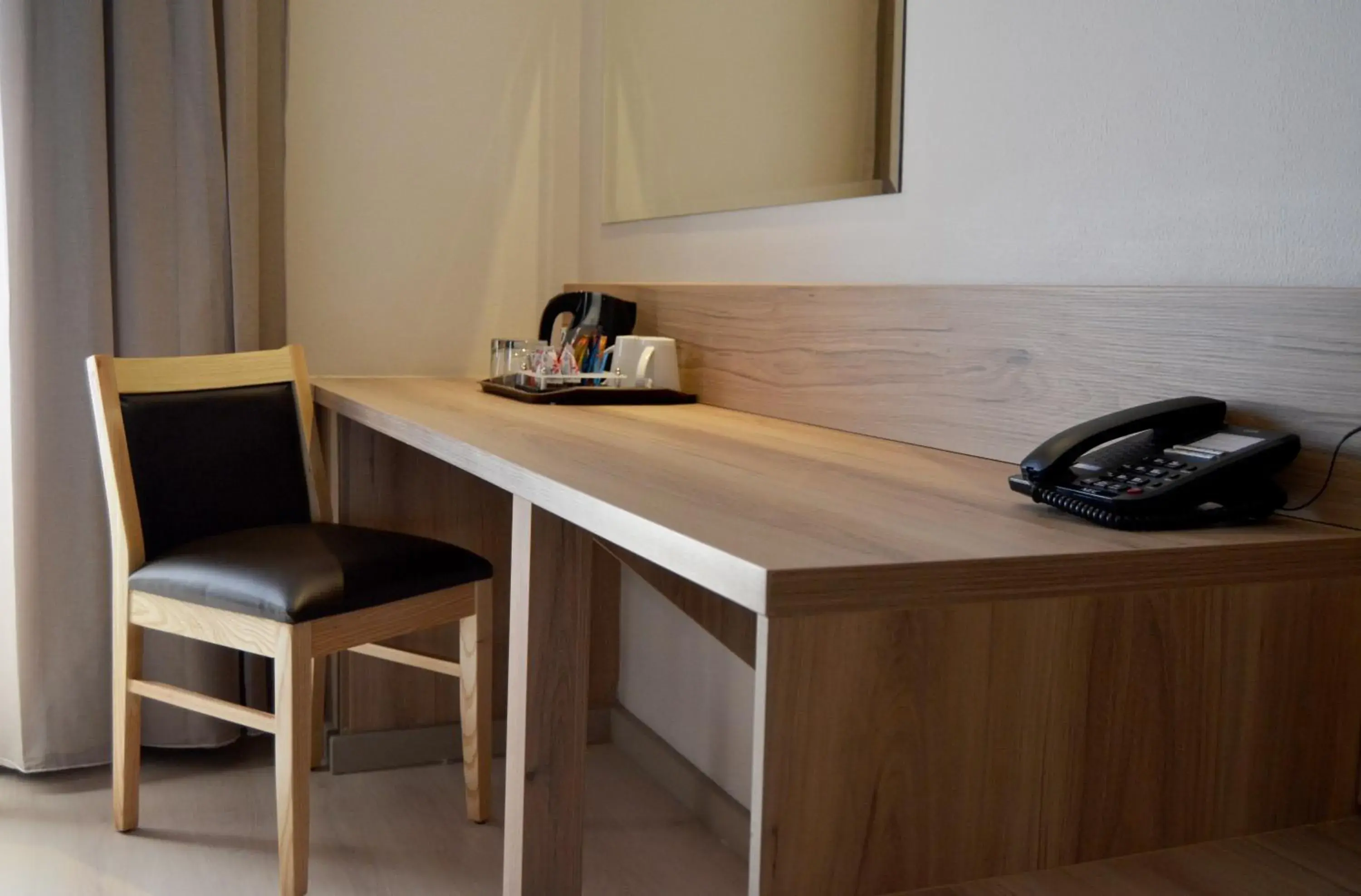 Standard Twin Room in Regal Inn Hotel Midrand Standard Twin Room in Regal Inn Hotel Midrand