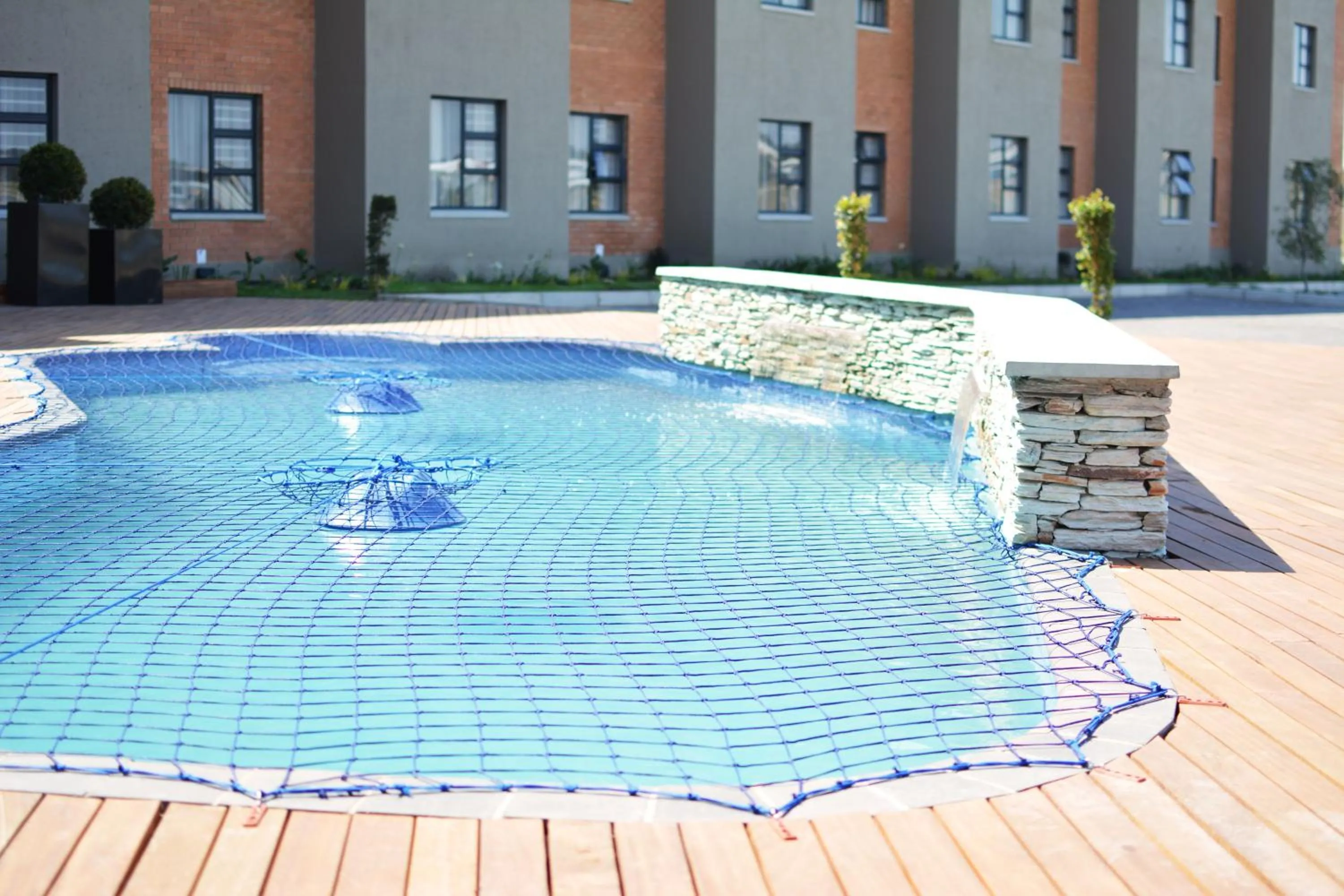 Swimming pool in Regal Inn Hotel Midrand
