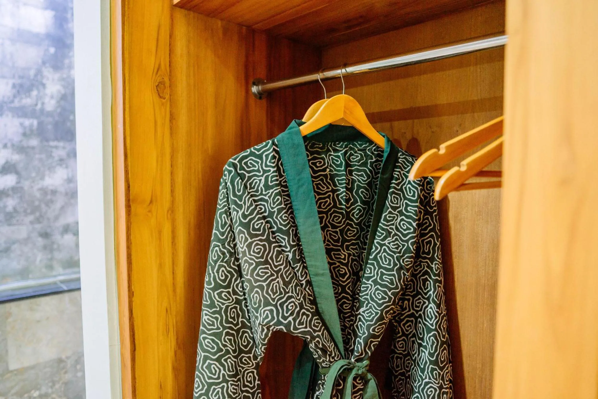 wardrobe in Ume Sri Villas Ubud