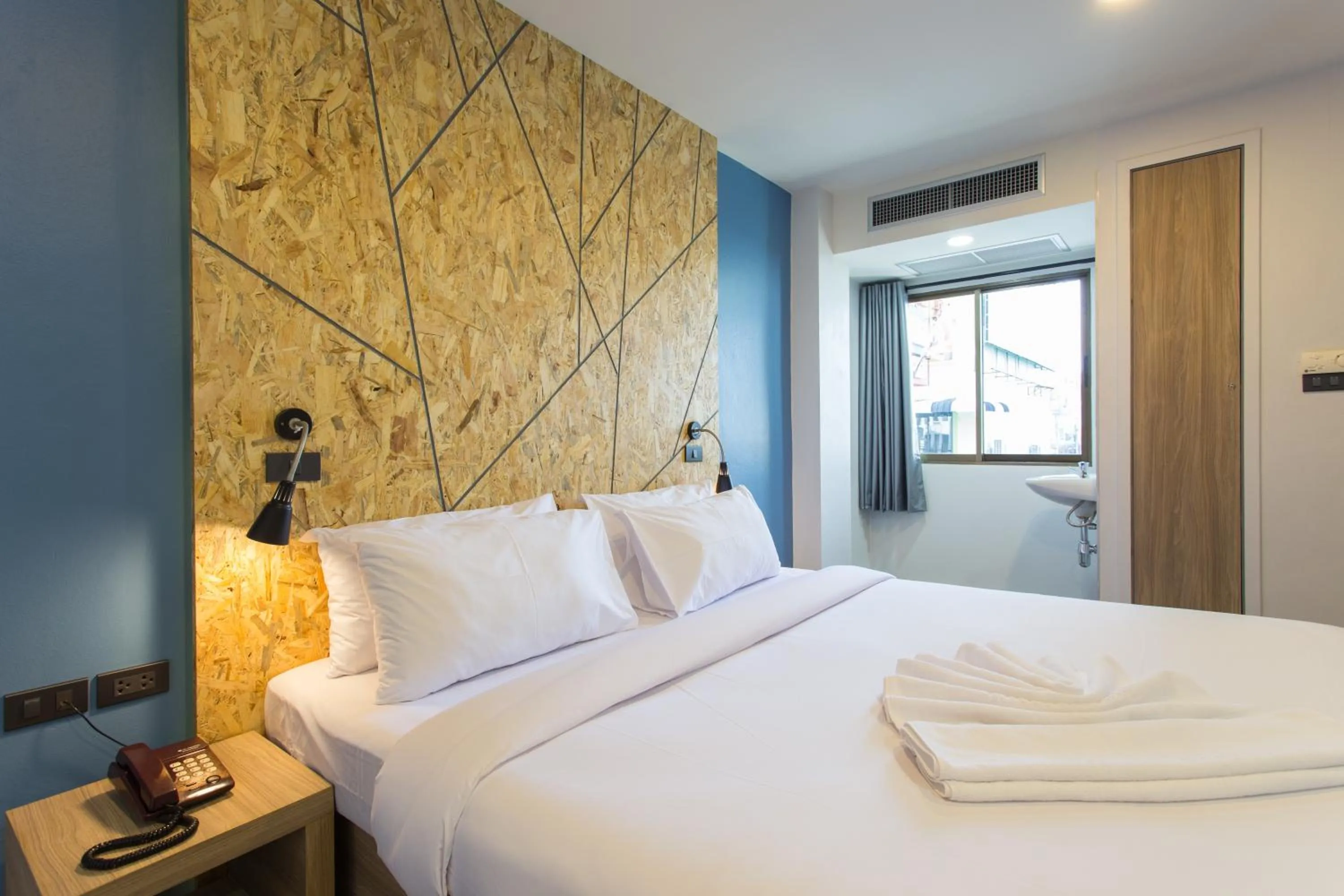 Photo of the whole room, Bed in City Hotel Krabi