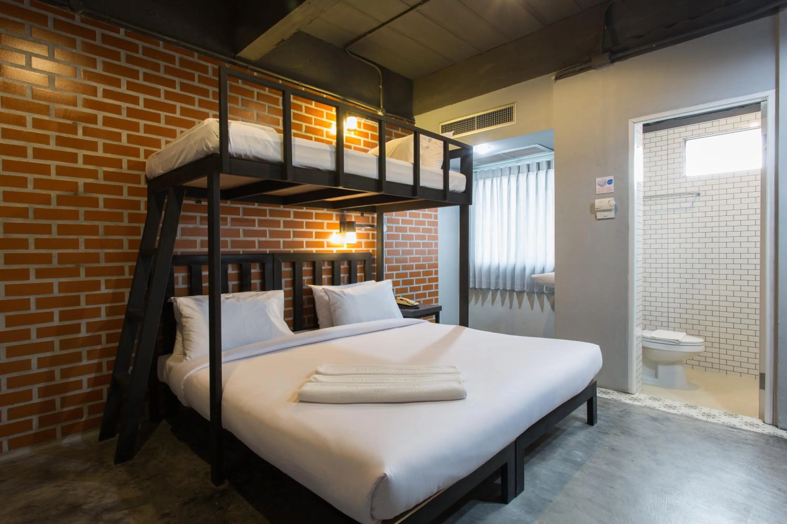 Bed in City Hotel Krabi