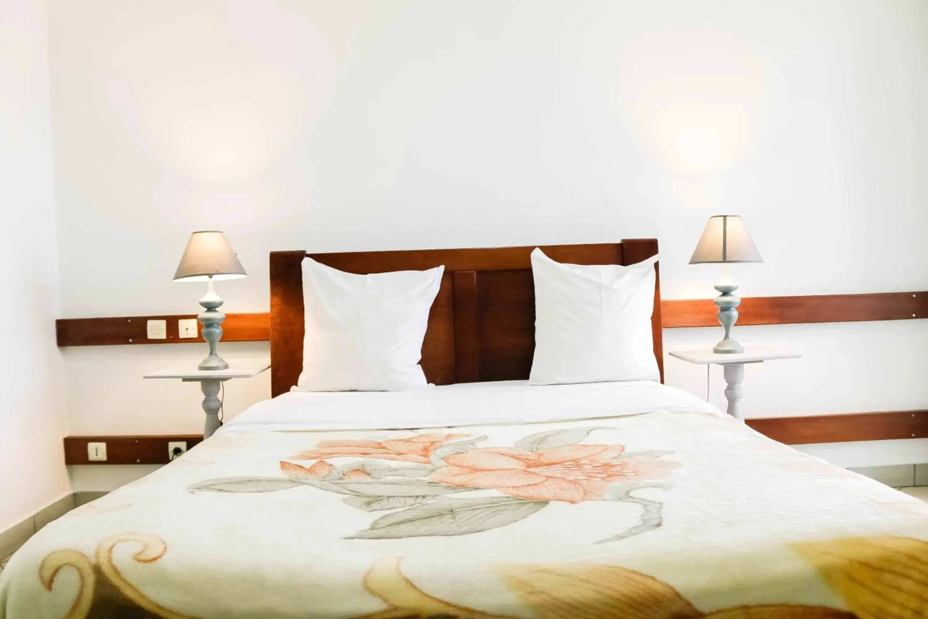 Two-Bedroom Apartment in Tchero Appartement 1 Two-Bedroom Apartment in Tchero Appartement 1