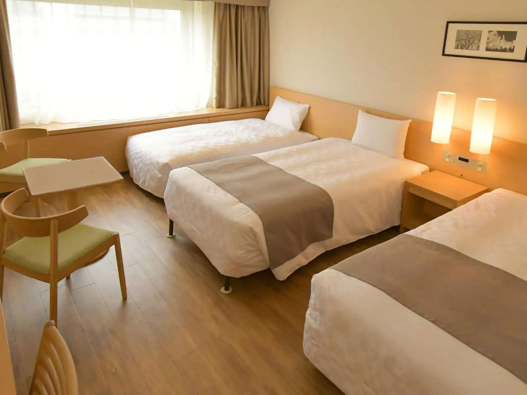 Standard Twin Room with Extra Bed with Park View - Non-Smoking in Sapporo View Hotel Odori Park Standard Twin Room with Extra Bed with Park View - Non-Smoking in Sapporo View Hotel Odori Park