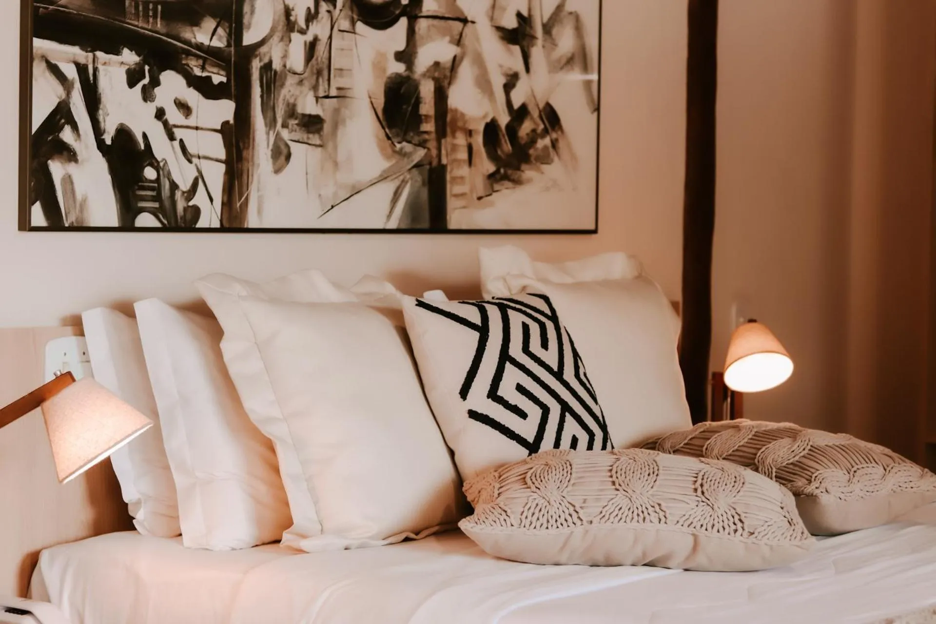 Bed in Abricó Beach Hotel