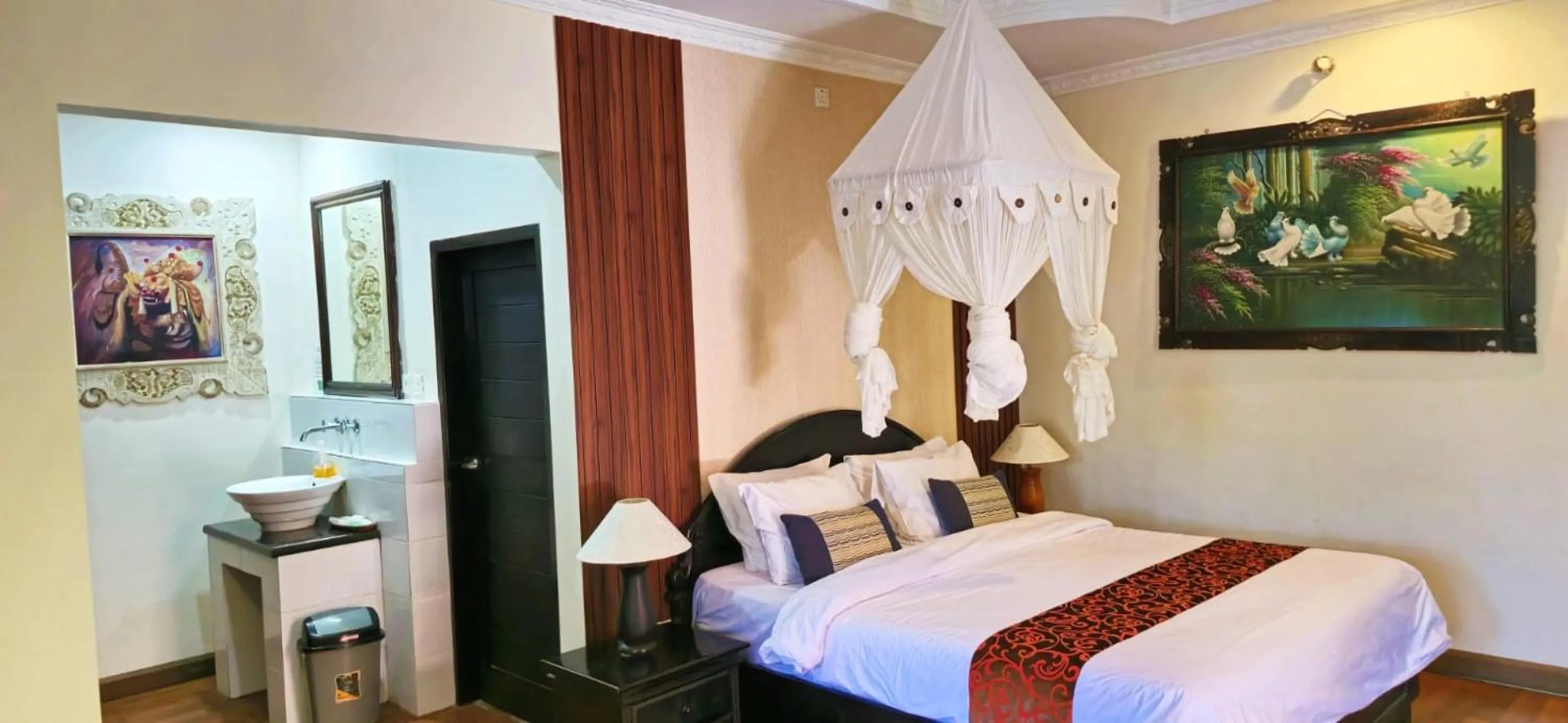 Bedroom, Bed in Stana Puri Gopa Hotel