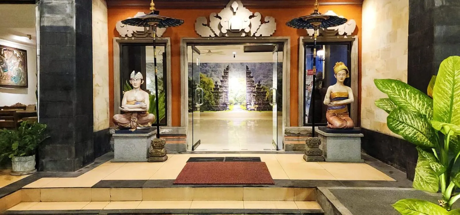 Property building in Stana Puri Gopa Hotel