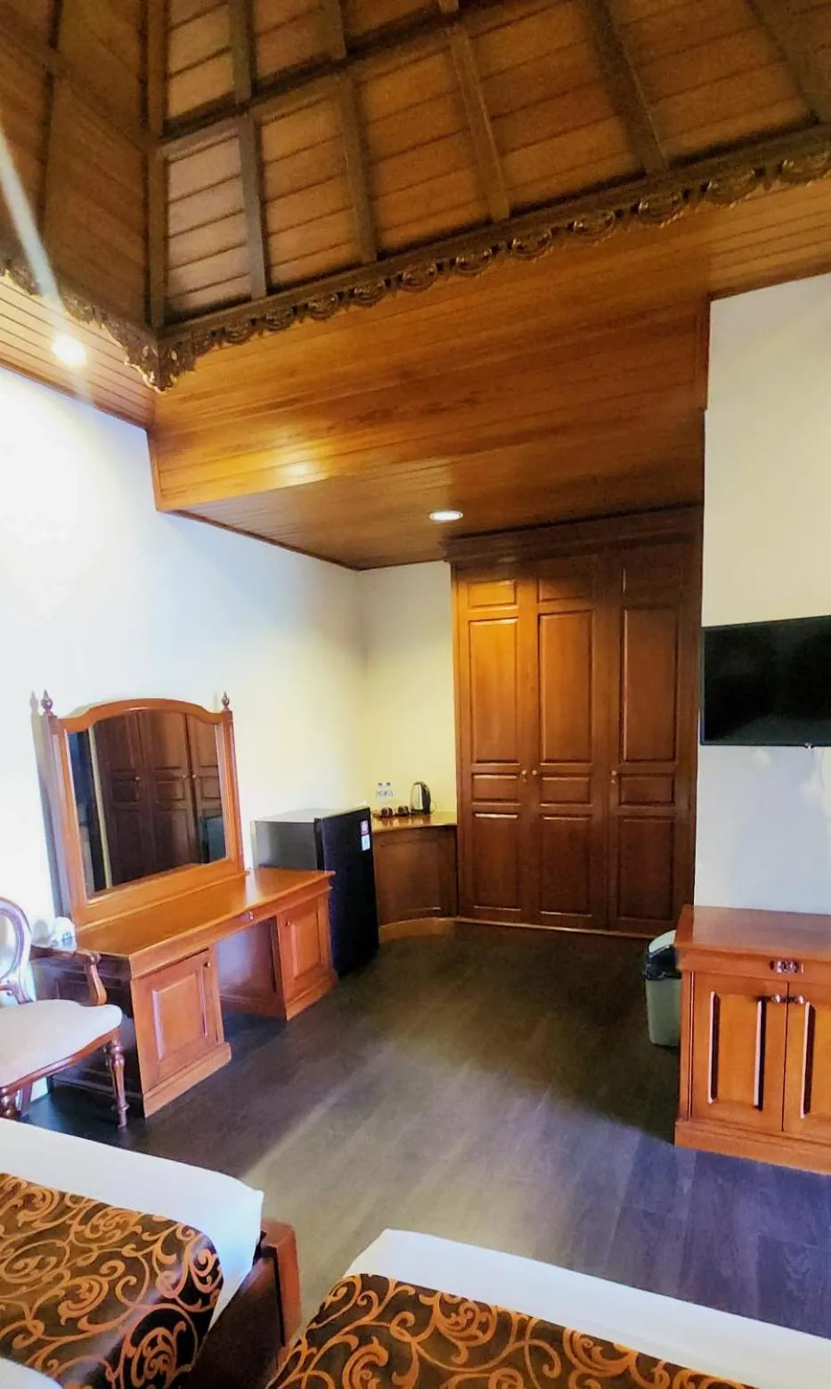 Bed in Stana Puri Gopa Hotel