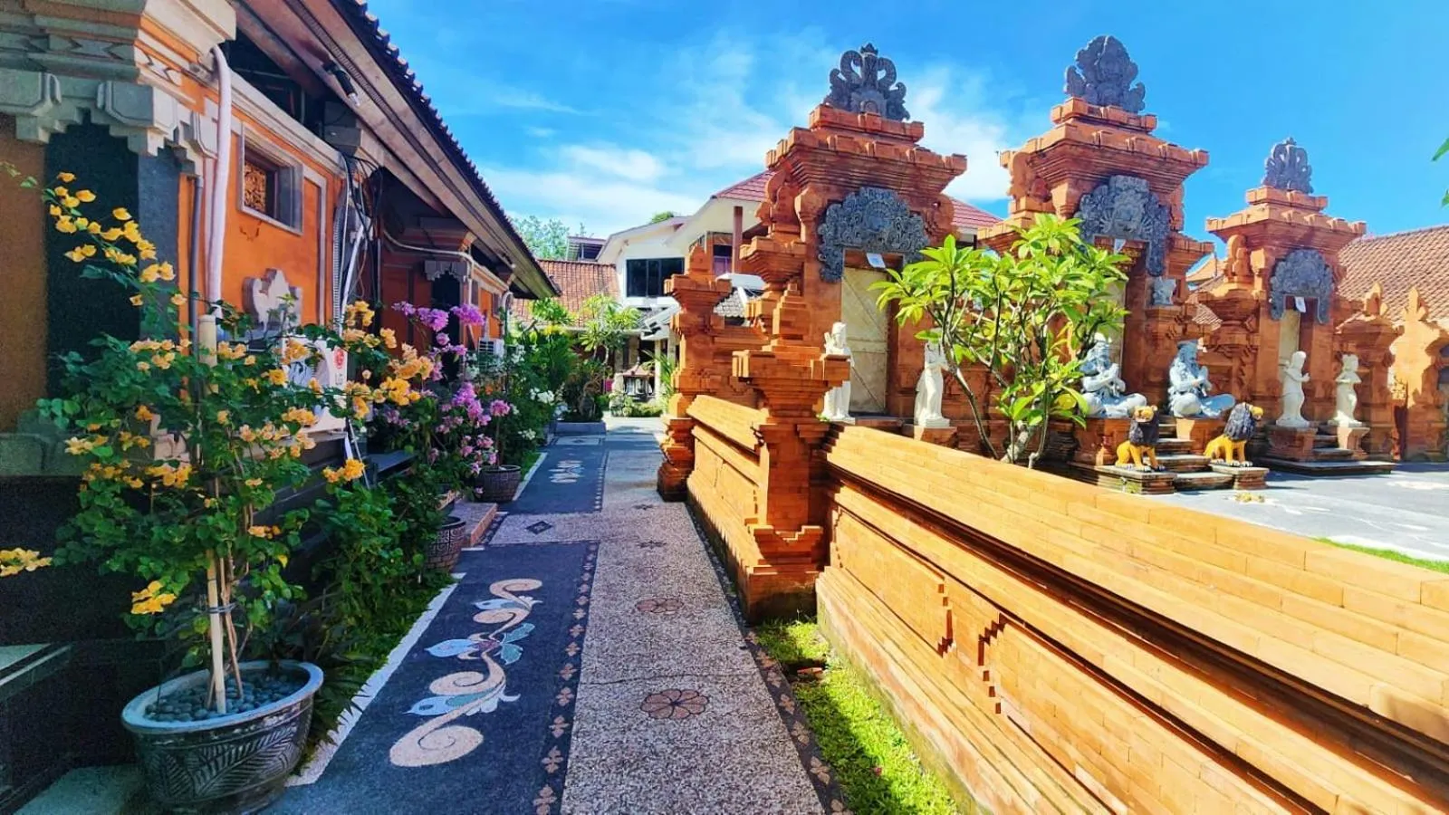 Stana Puri Gopa Hotel