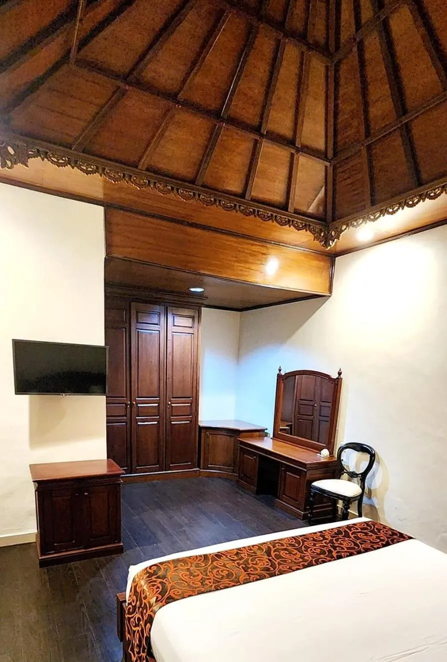 Photo of the whole room, Bed in Stana Puri Gopa Hotel