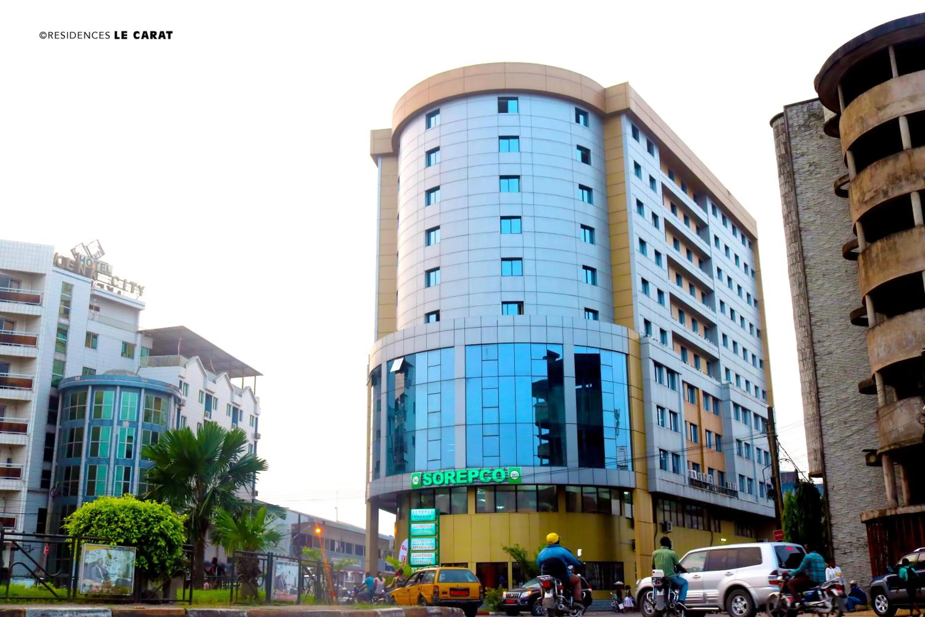 Property building in Residence Le Carat