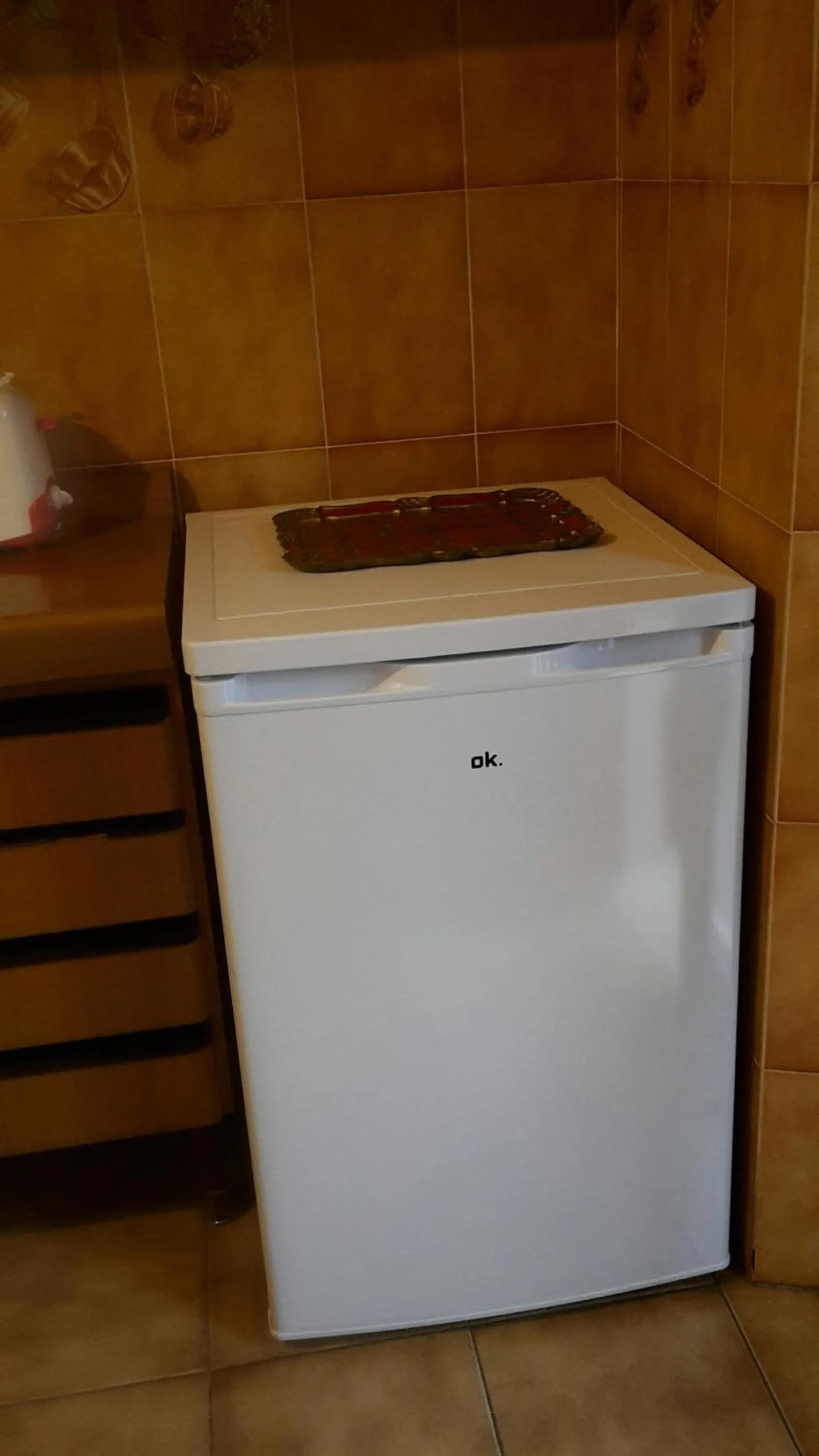 Communal kitchen in Gessy's