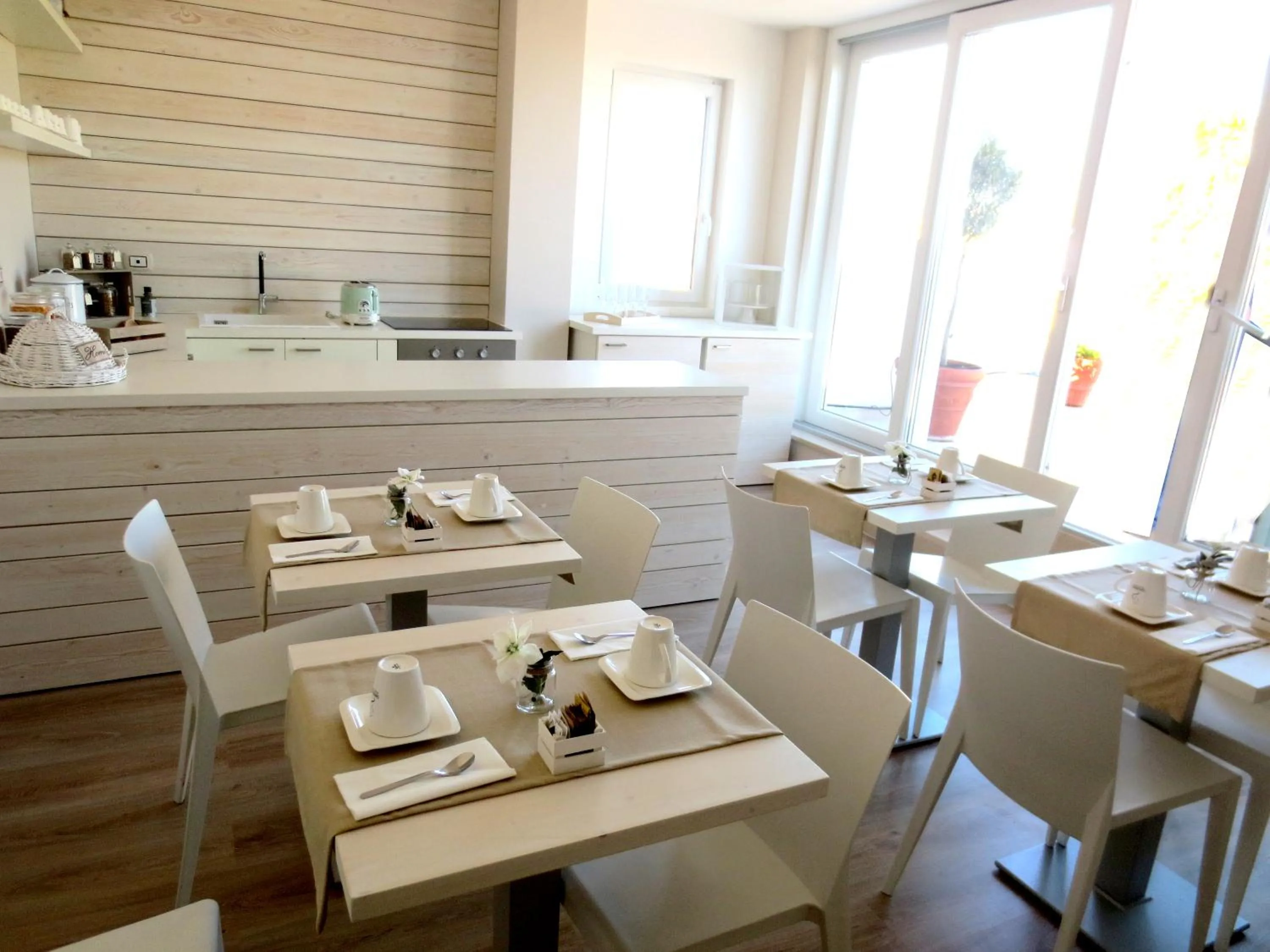 Buffet breakfast in Gatto Bianco Le Terrazze