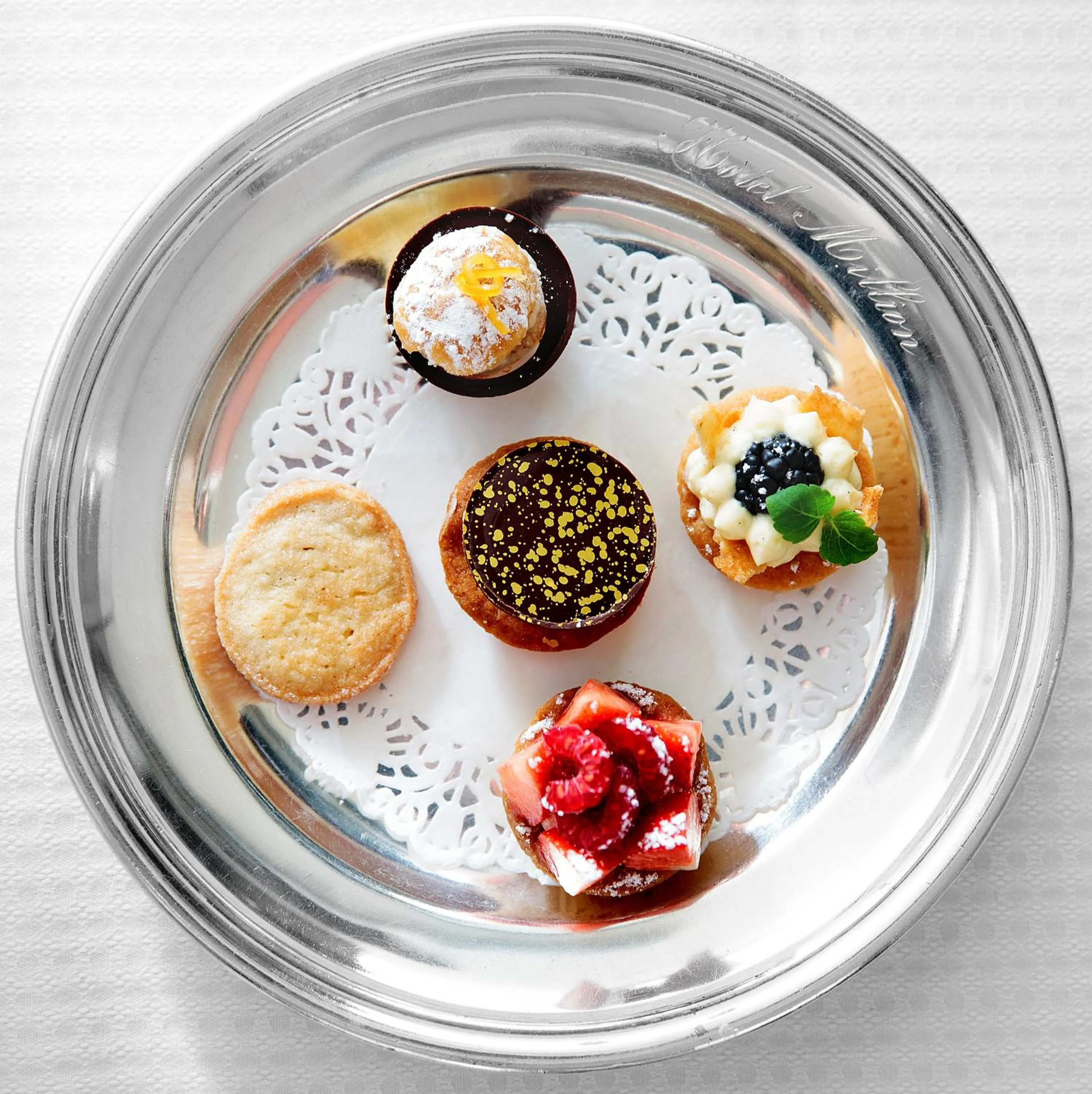 Restaurant/places to eat in Hôtel Restaurant Million