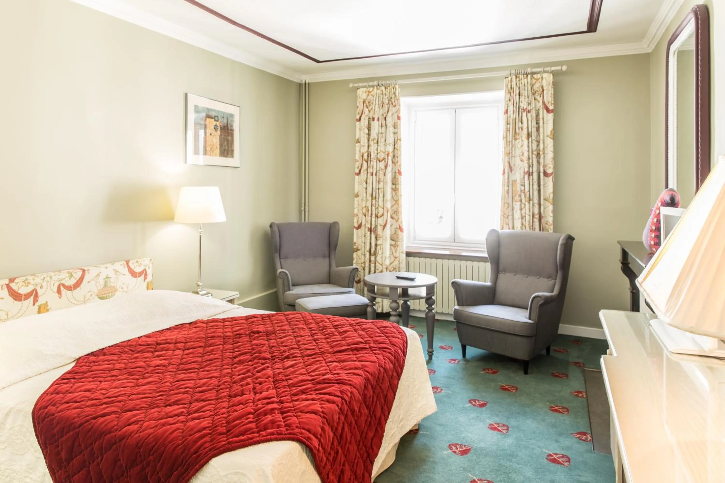 Photo of the whole room, Bed in Hôtel Restaurant Million