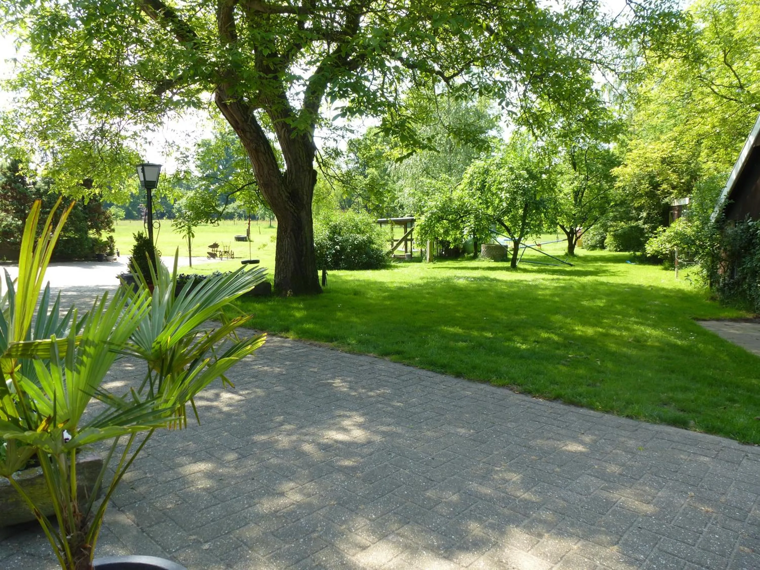 Garden in Hotel de Lindeboom