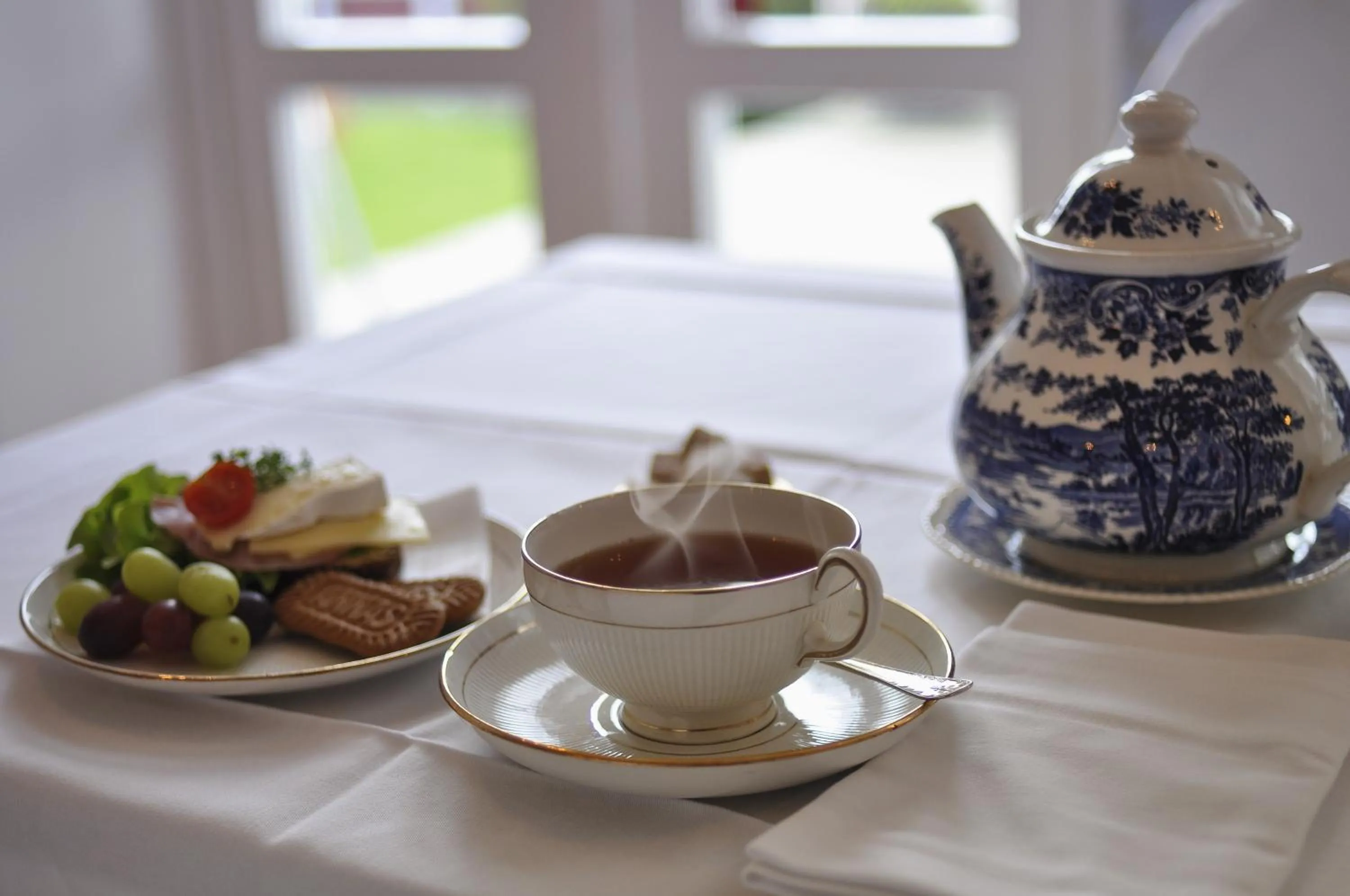 Restaurant/places to eat in Annas Hotell