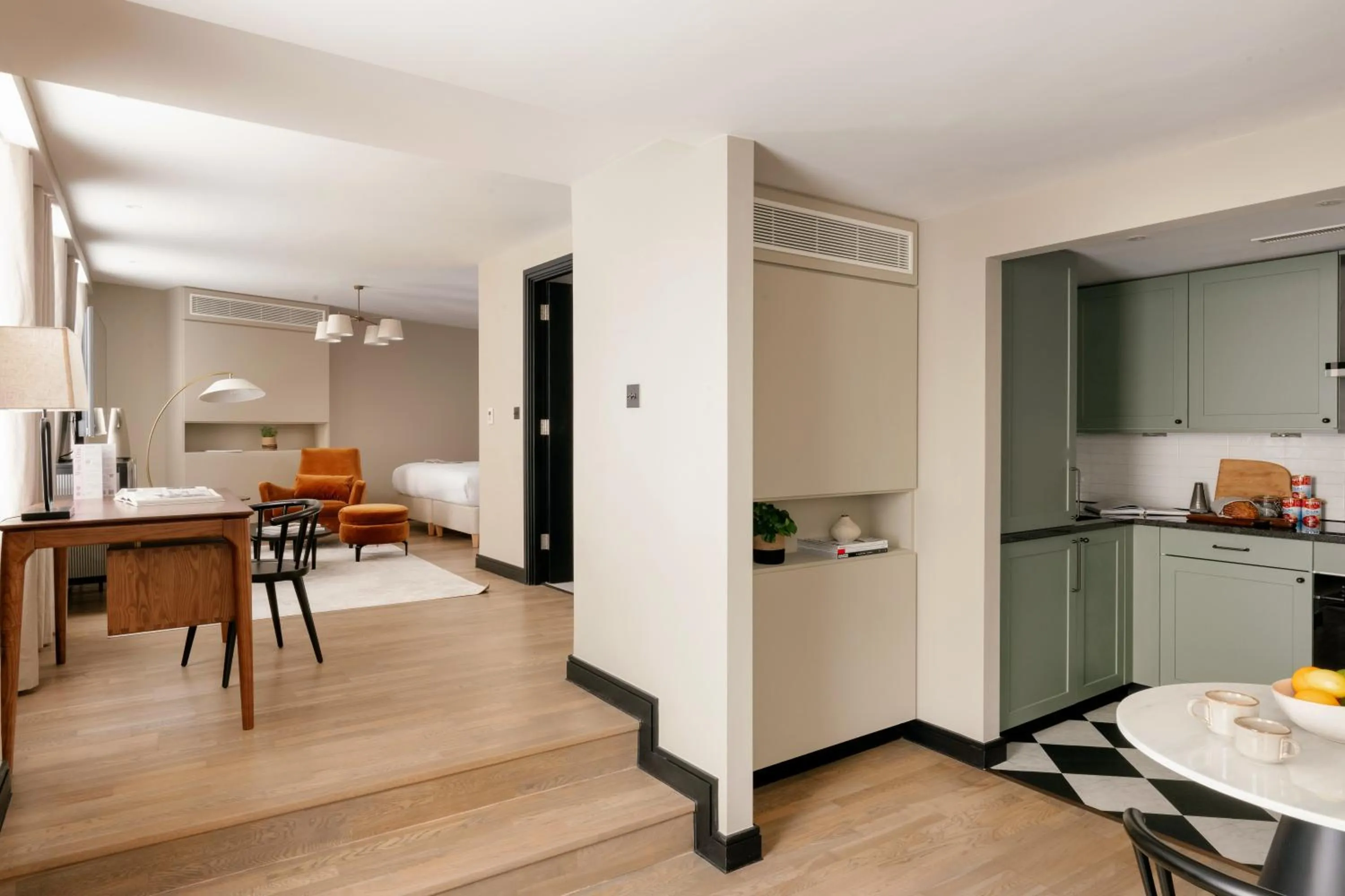 Bed in Native Kings Wardrobe, St Pauls