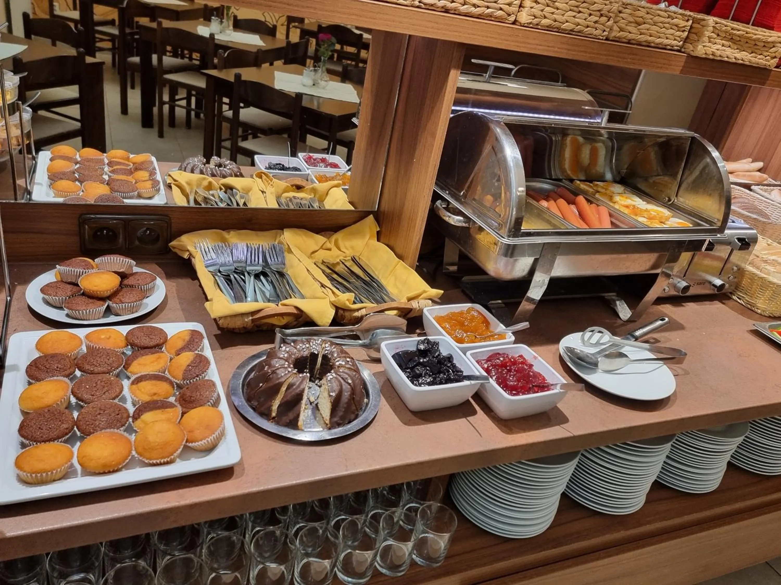 Food and drinks in Hotel Klara