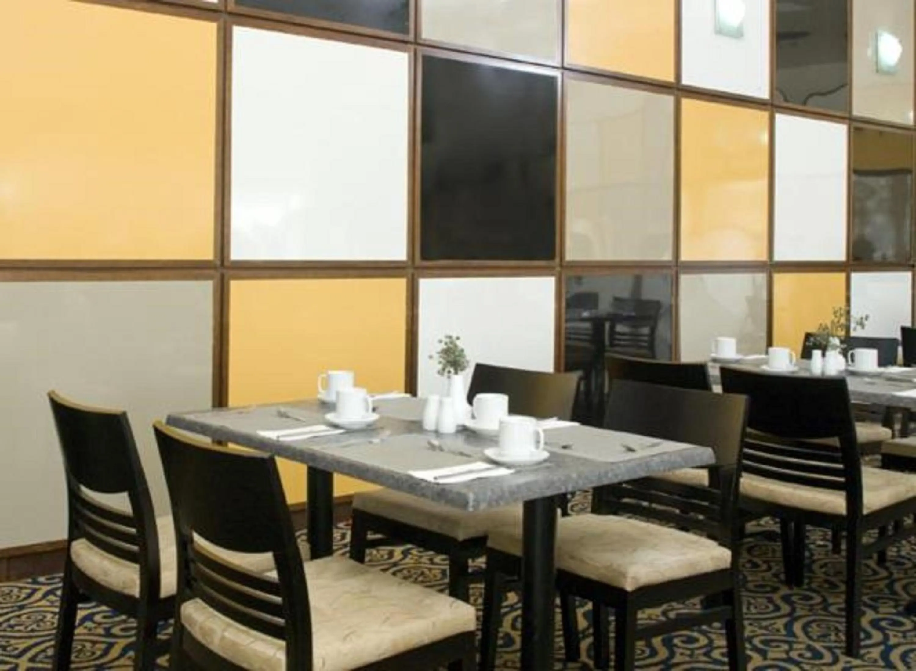 Restaurant/places to eat in Royal Dead Sea - Hotel & Spa