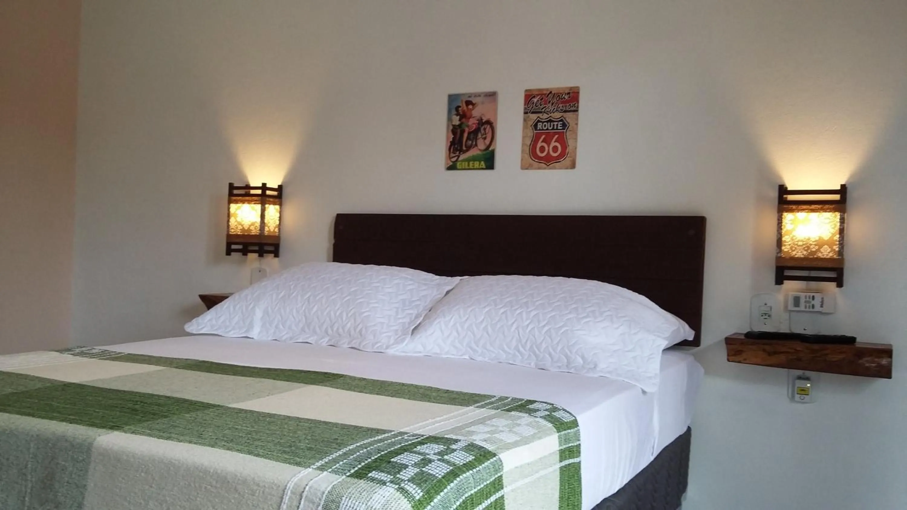 Bed in Santa Monica Hospedaria