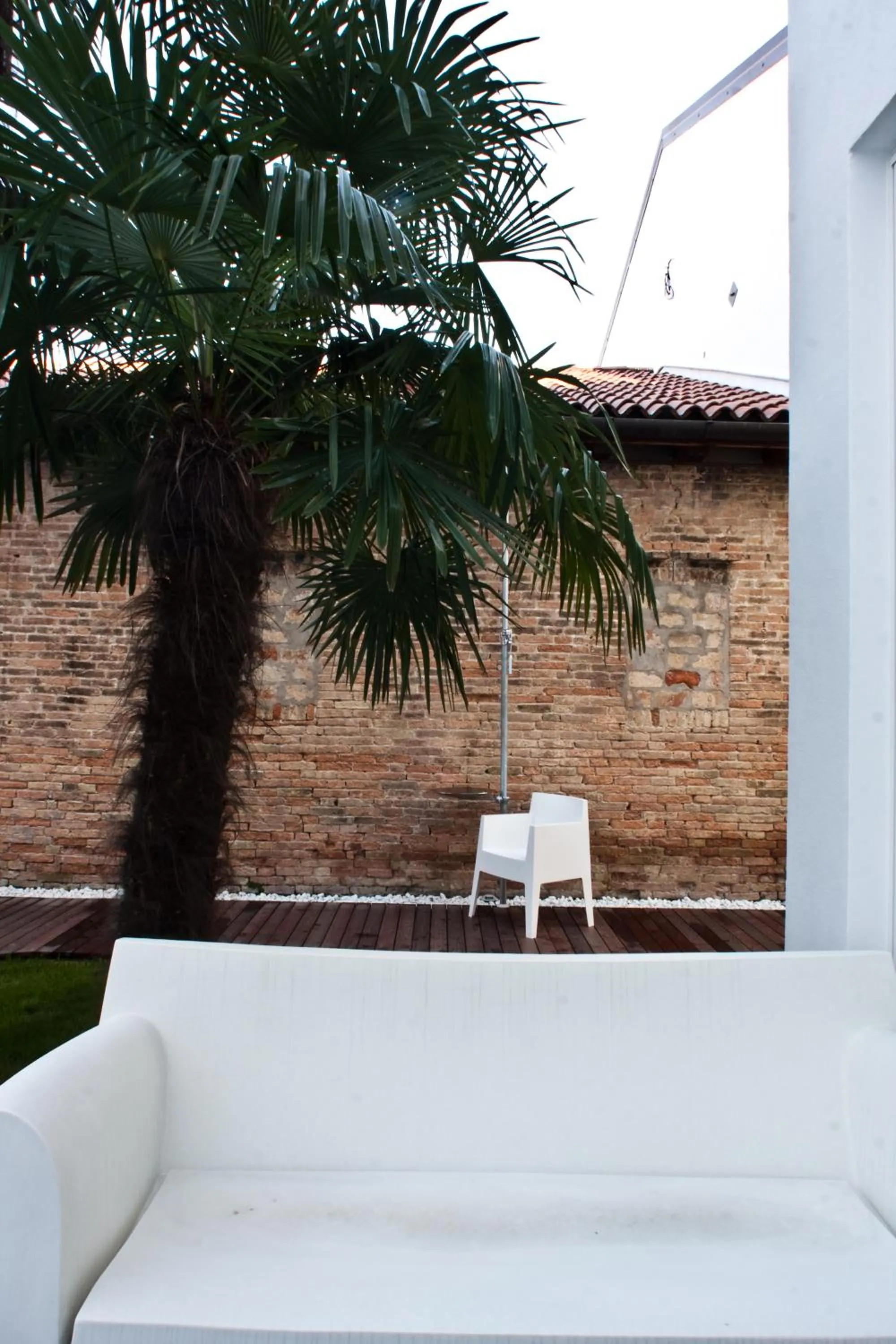 Patio in Legrenzi Rooms