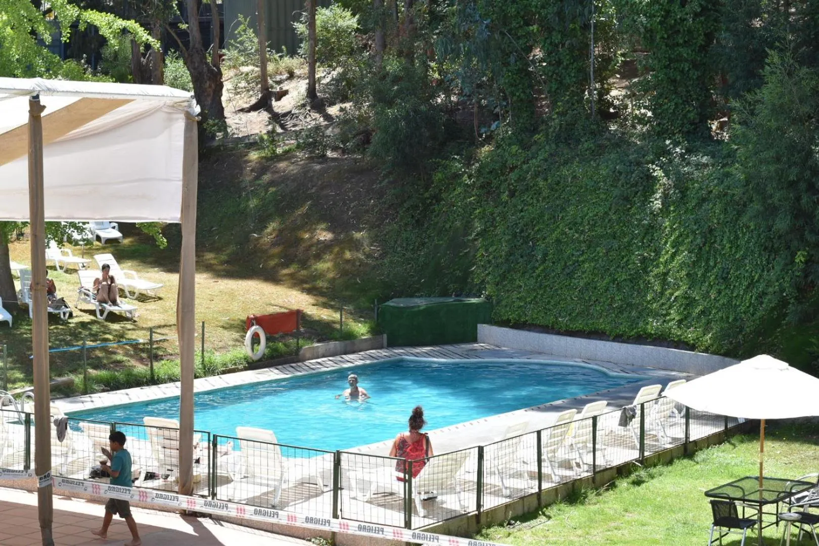 Swimming pool in Hotel Bosque de Reñaca
