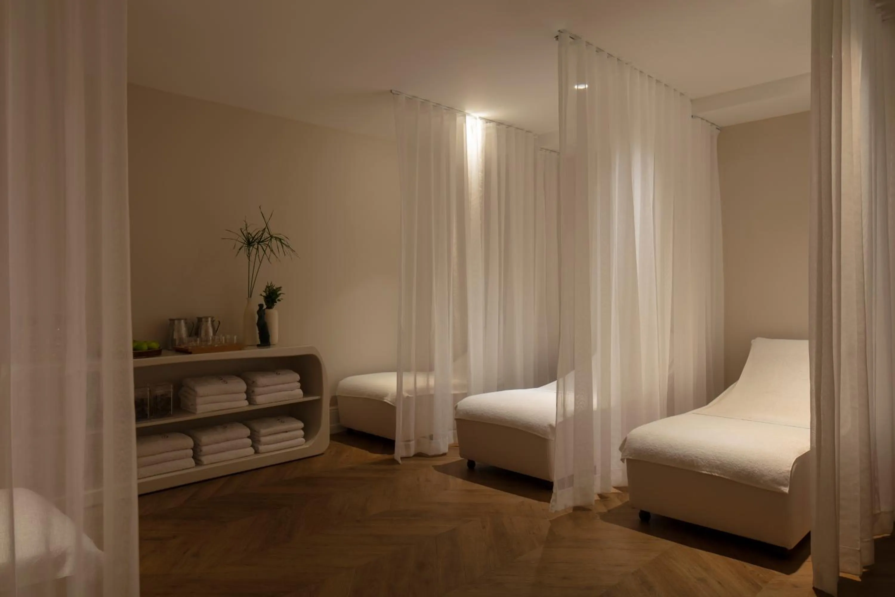 Seating area, Bed in Galei Kinneret Hotel