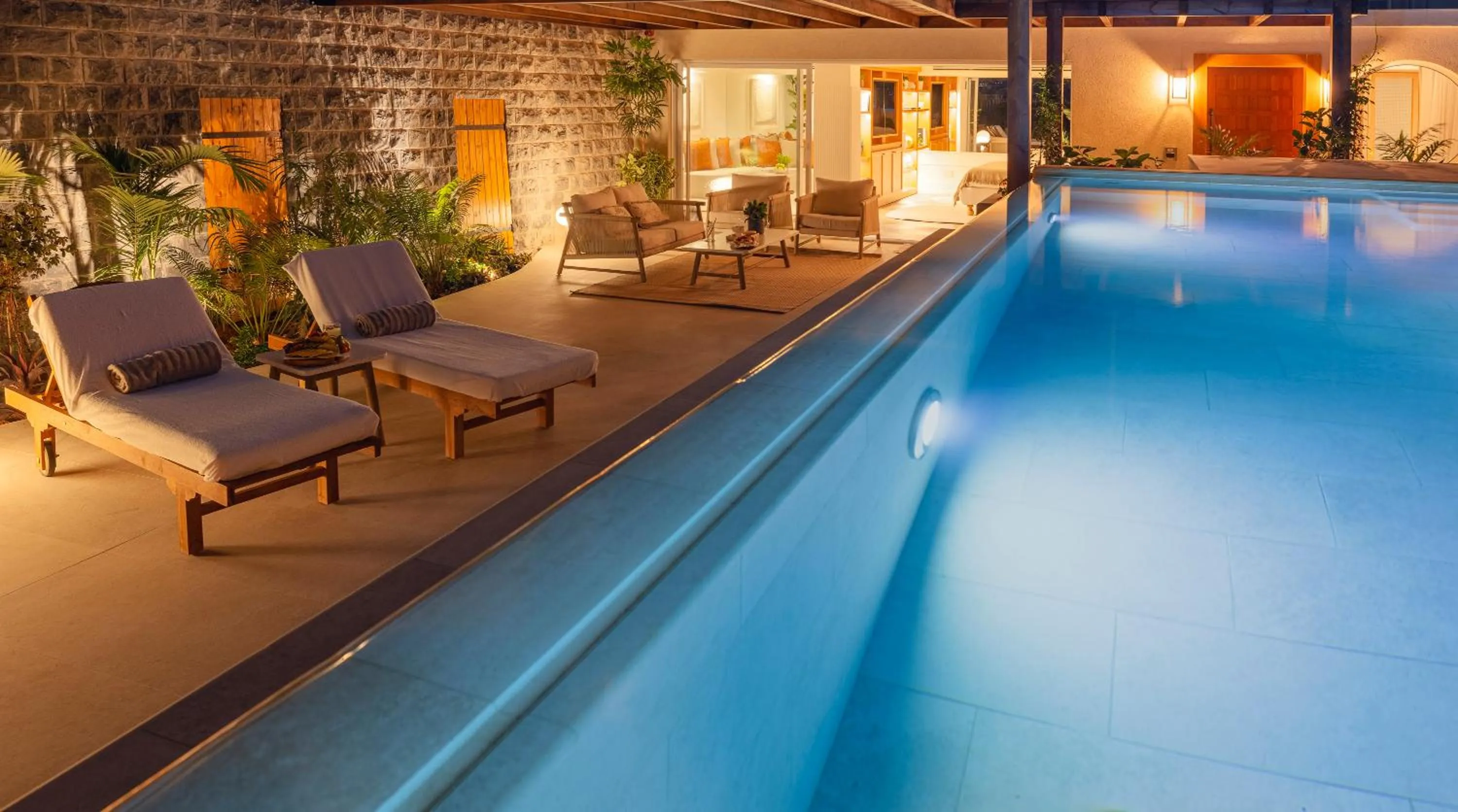 Swimming pool in Galei Kinneret Hotel