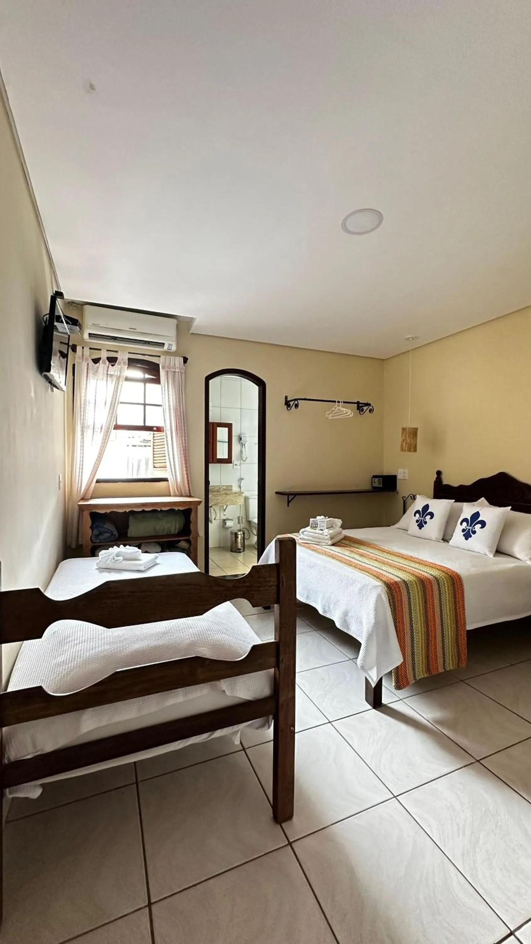 Photo of the whole room, Bed in Magnu´s Pousada