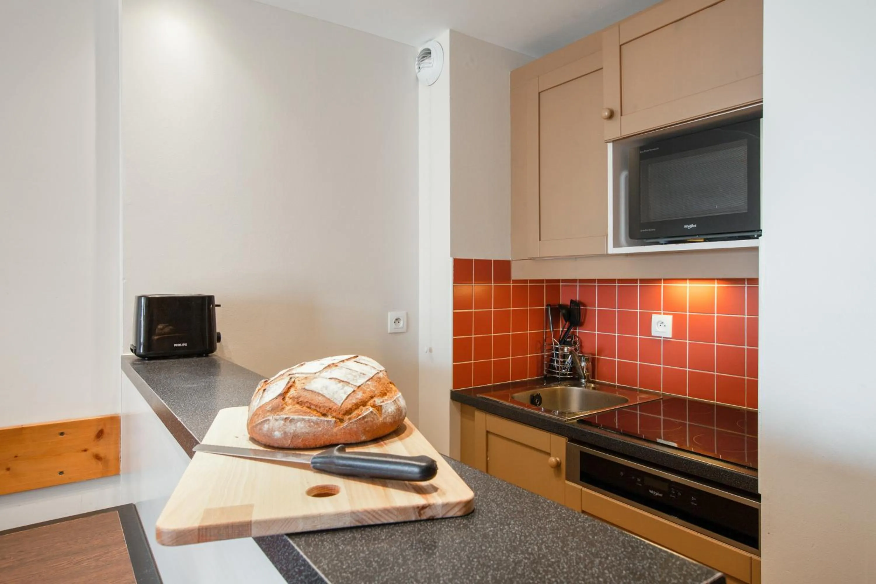 Kitchen or kitchenette in Résidence Pierre & Vacances Le Tikal