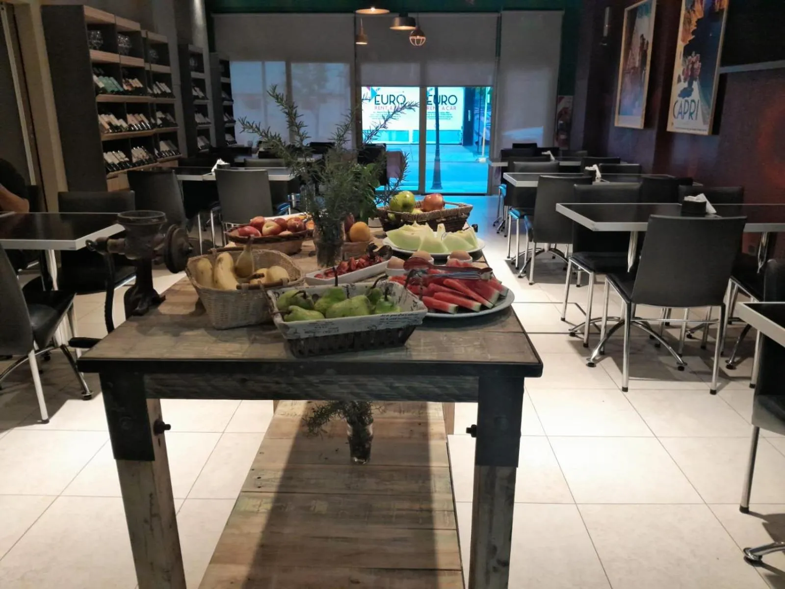 Buffet breakfast in Vecchia Terra Apart Hotel