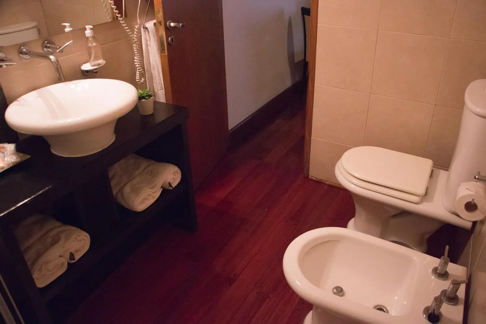 Bathroom in Vecchia Terra Apart Hotel