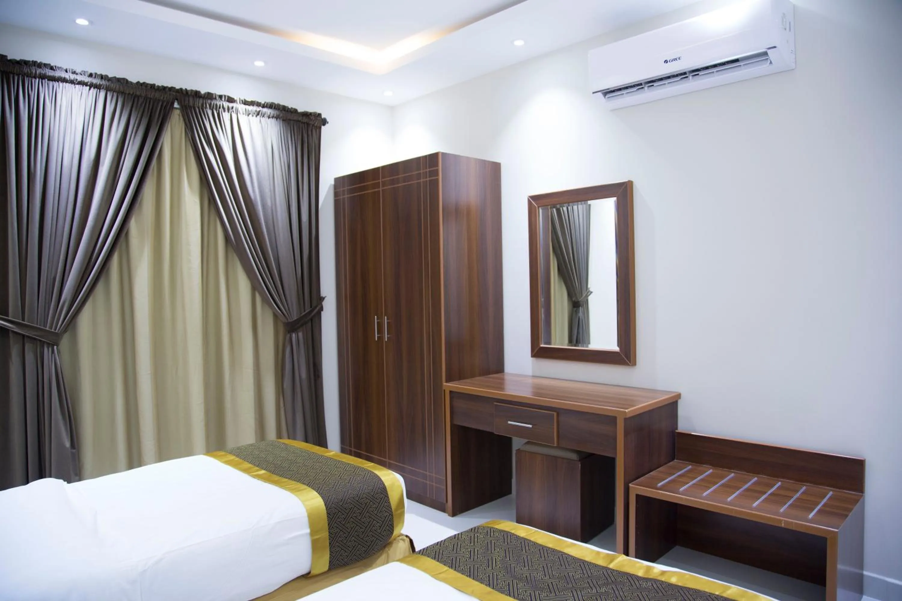 Bed in Alharir Hotel Apartments