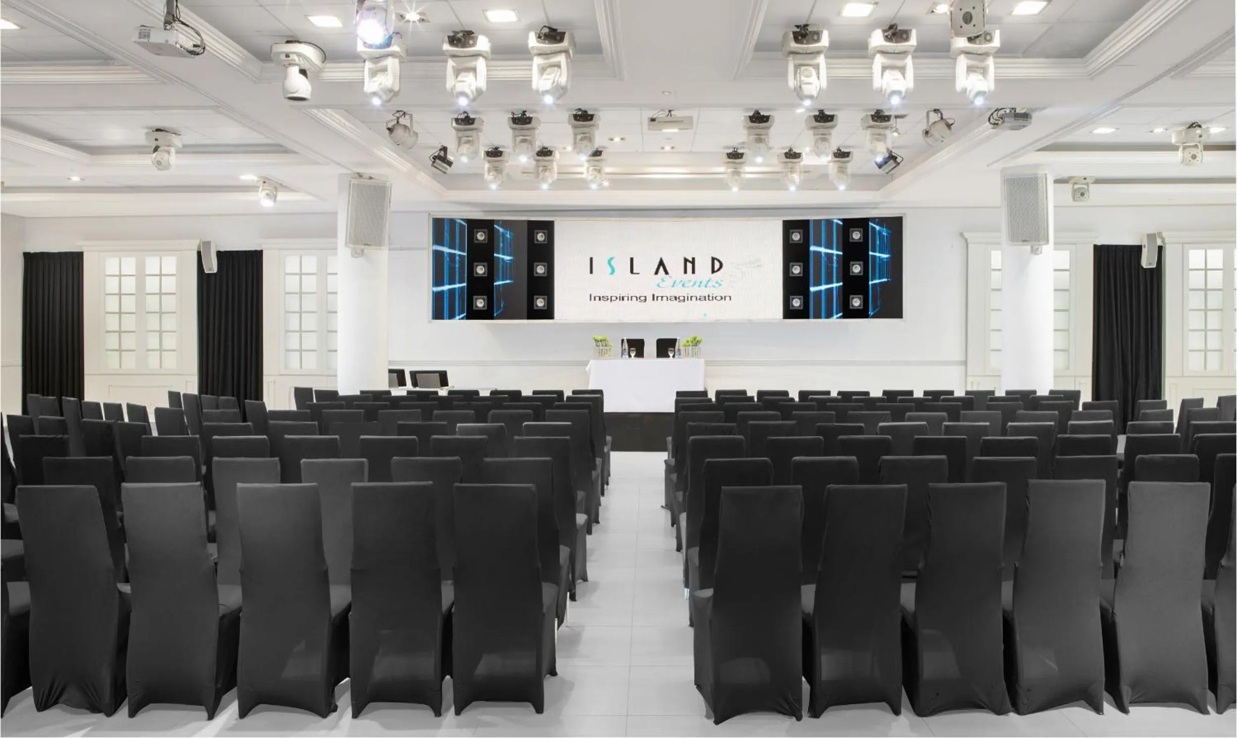 Meeting/conference room in Island Luxurious Suites Hotel and Spa