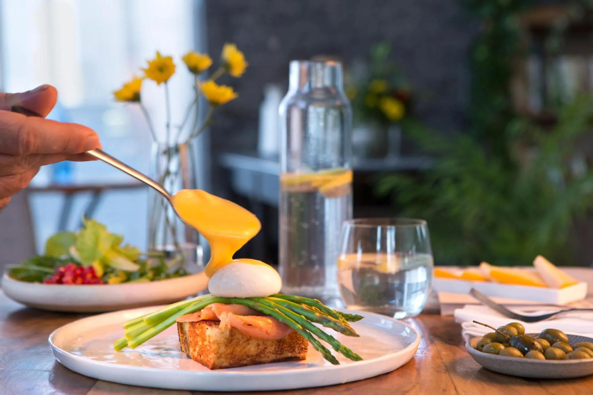 Food and drinks in Island Luxurious Suites Hotel and Spa